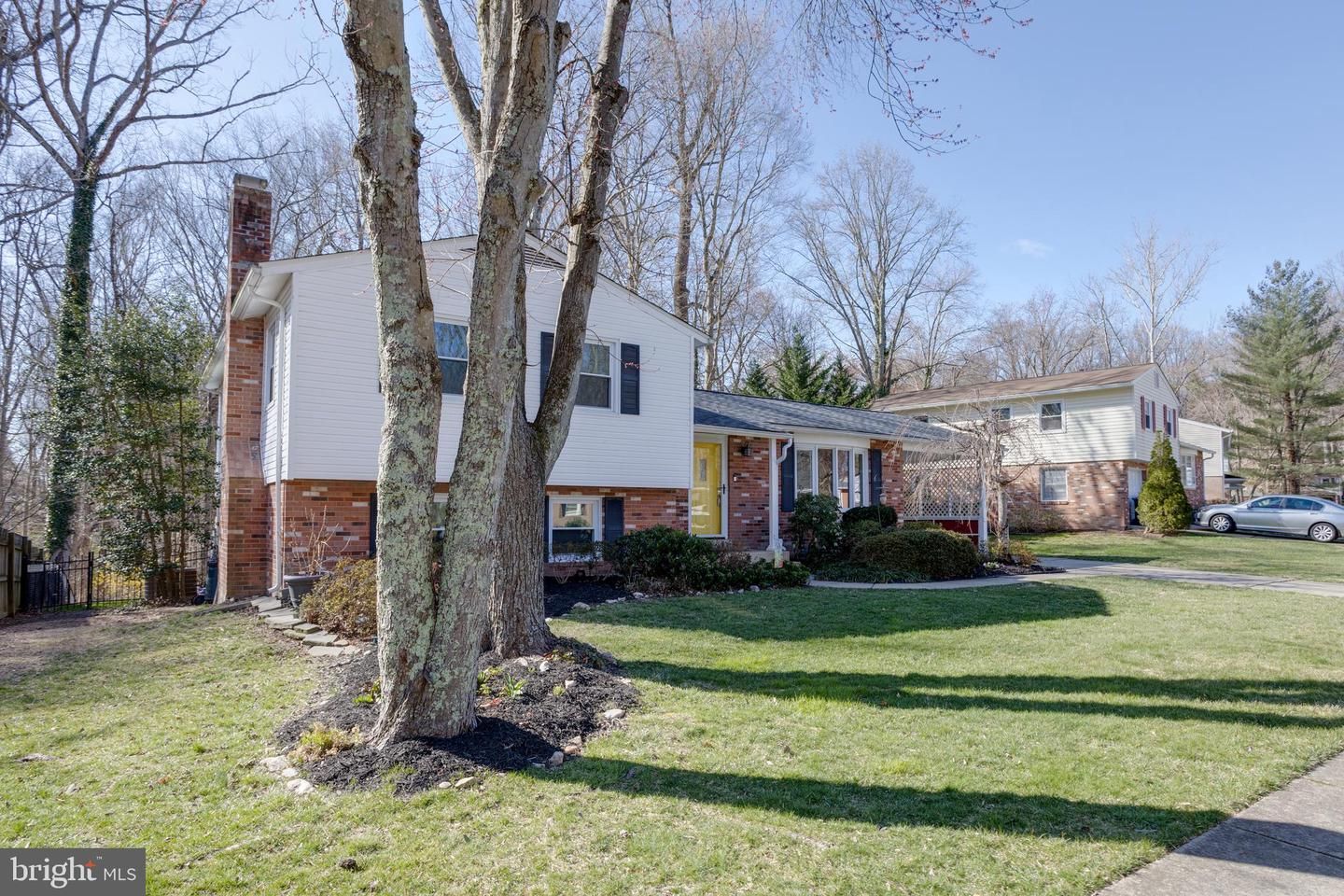 7117 Hadlow Court