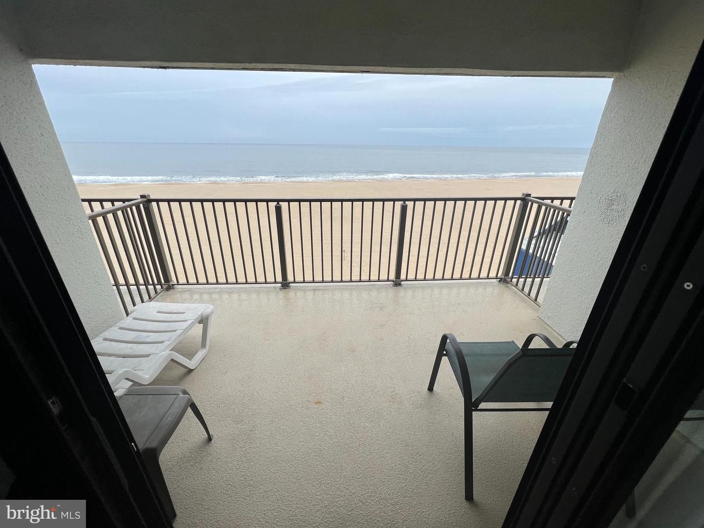 107 N Atlantic Ave 403 (Week 38)
