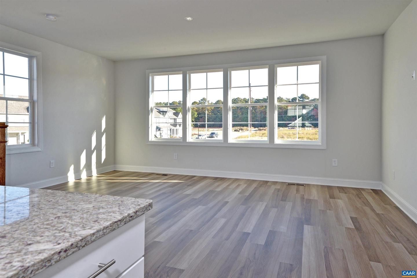 4 Brindle Ln