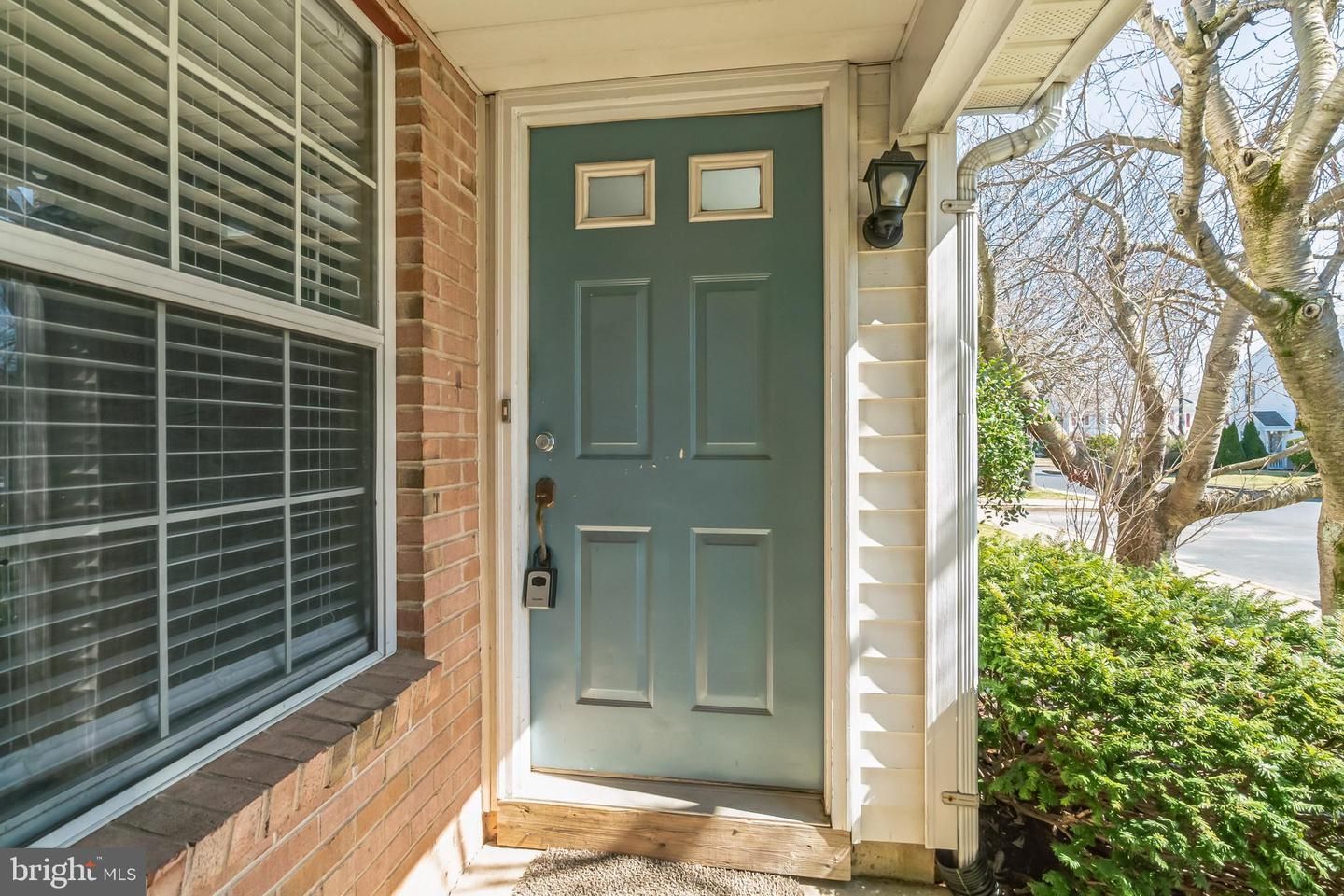 112 Plumly Way