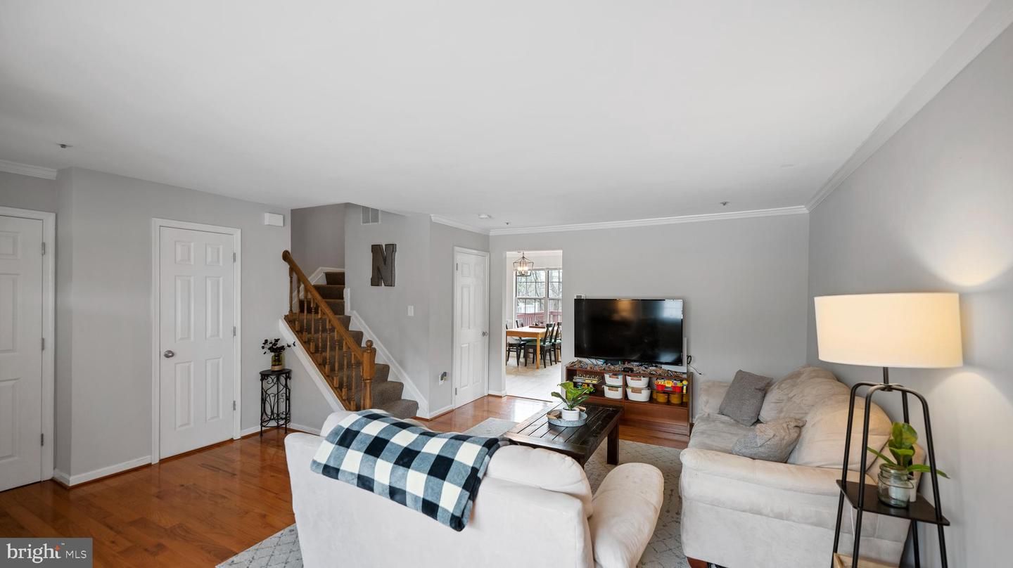 25754 Woodfield Road