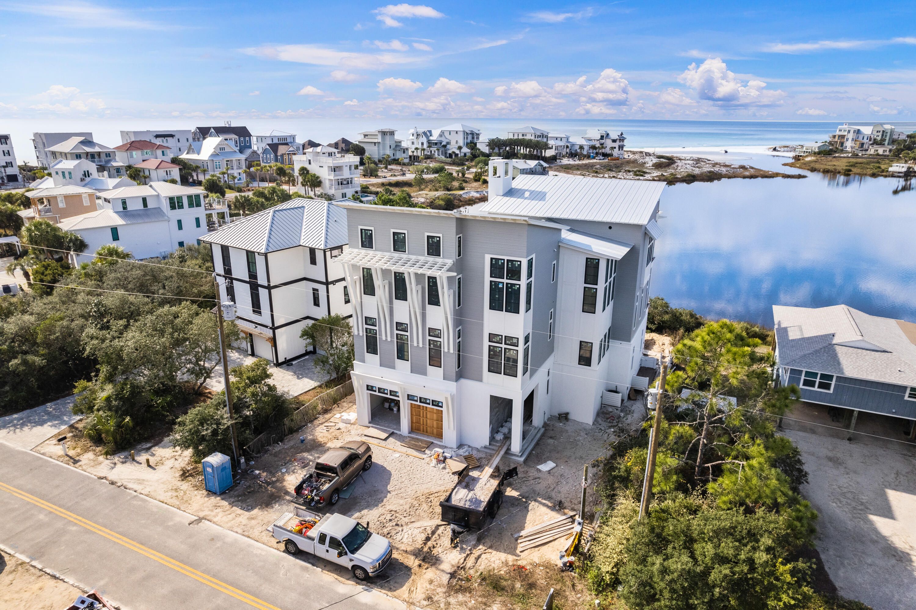 283 Lakeview Drive