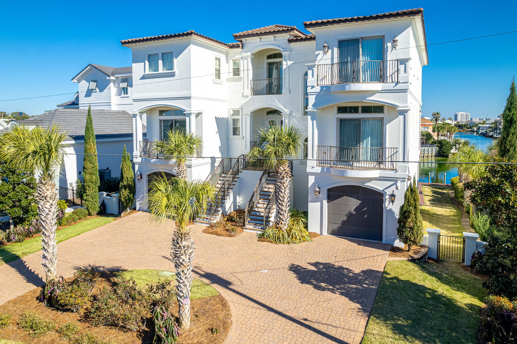 24 Norriego Road