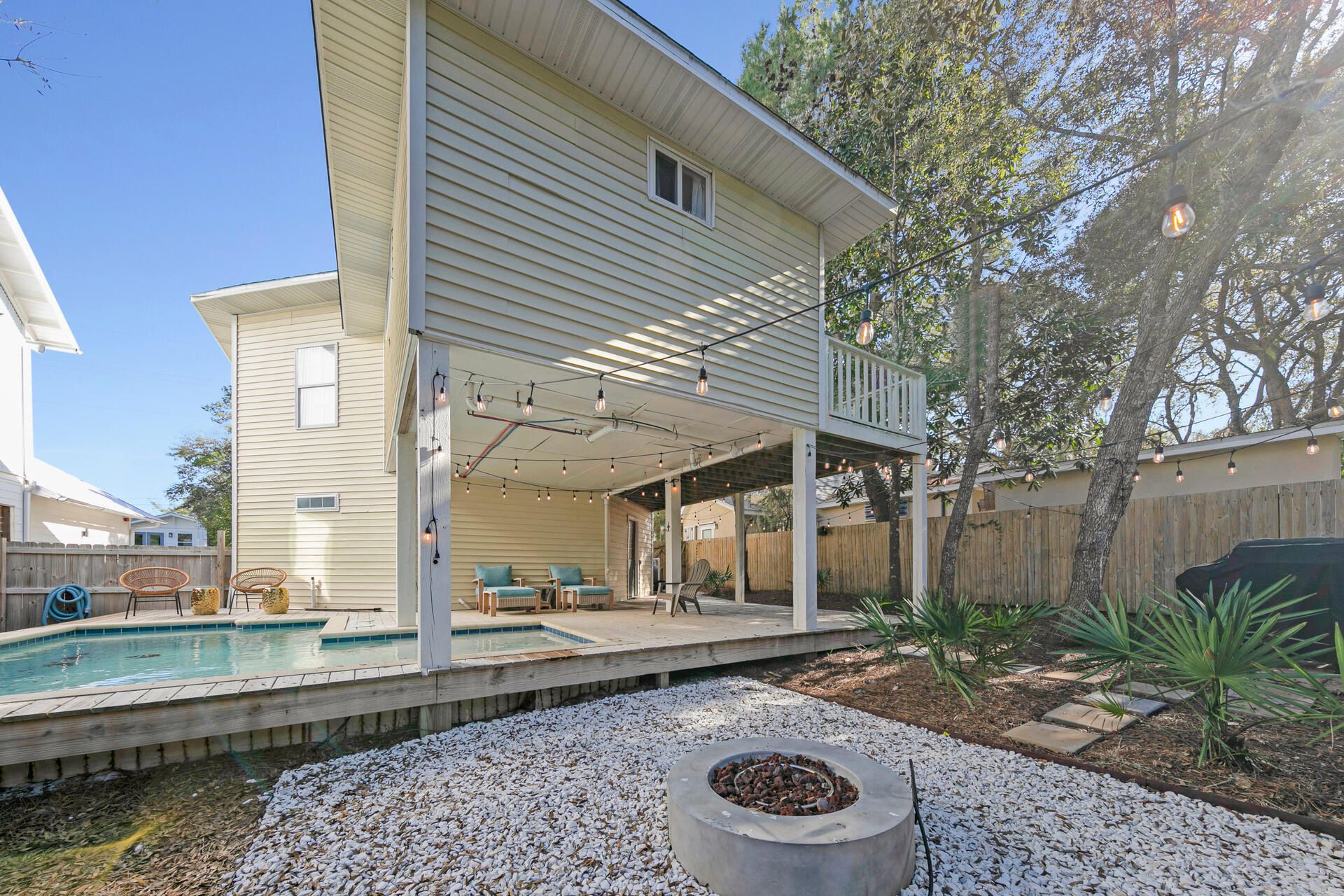 127 Dogwood Street