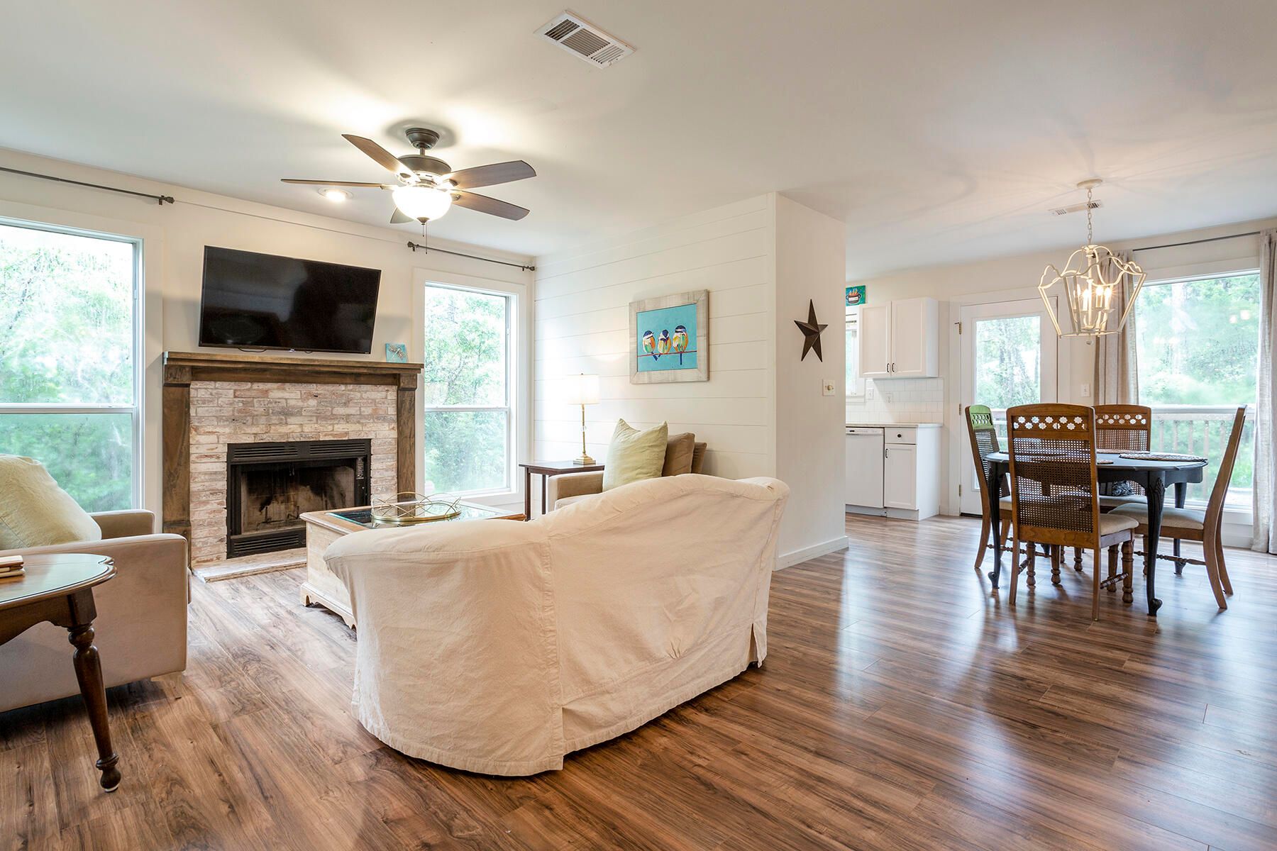 140 E Wild Blueberry Way