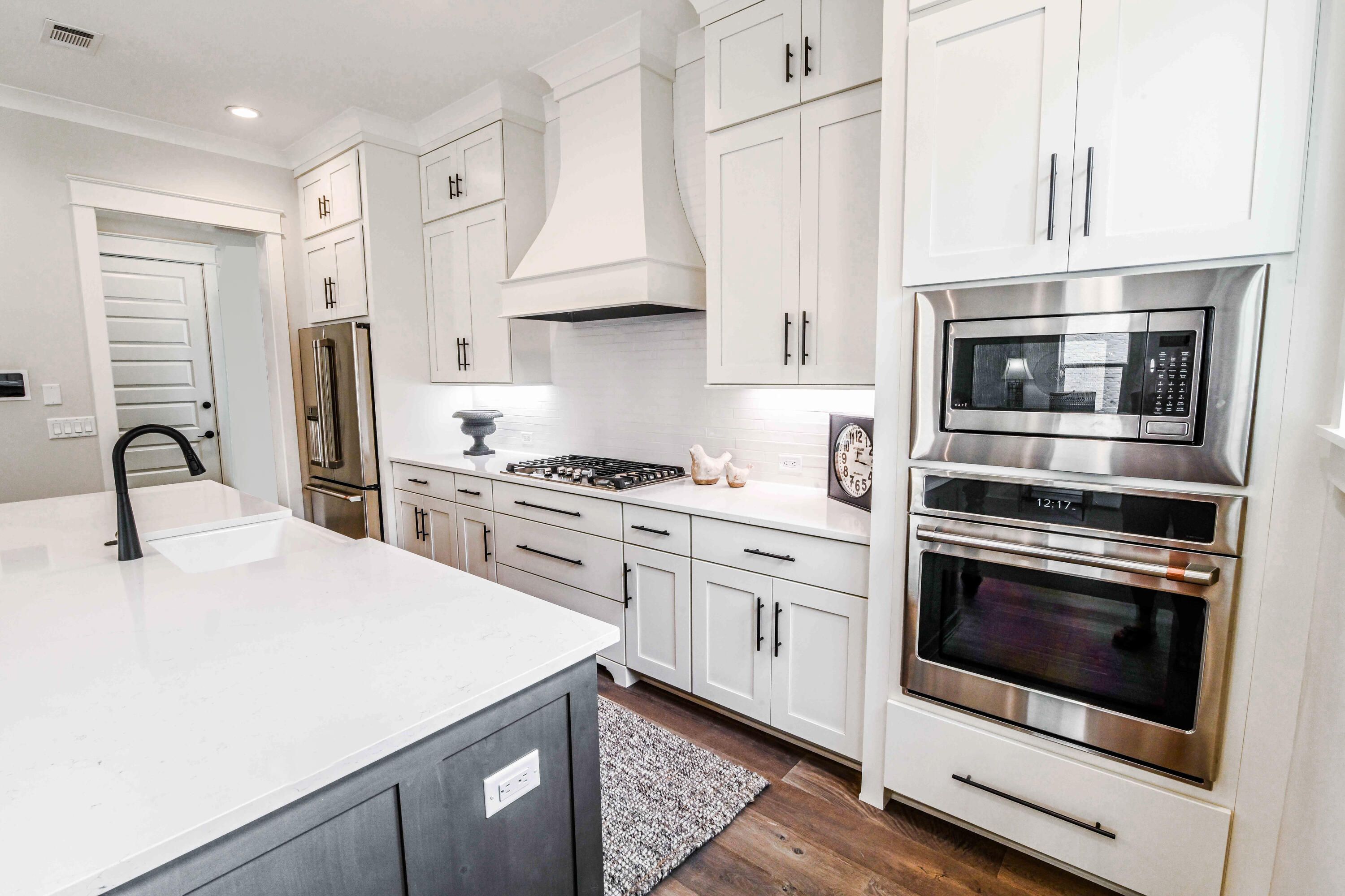 54 Ridgewalk Circle
