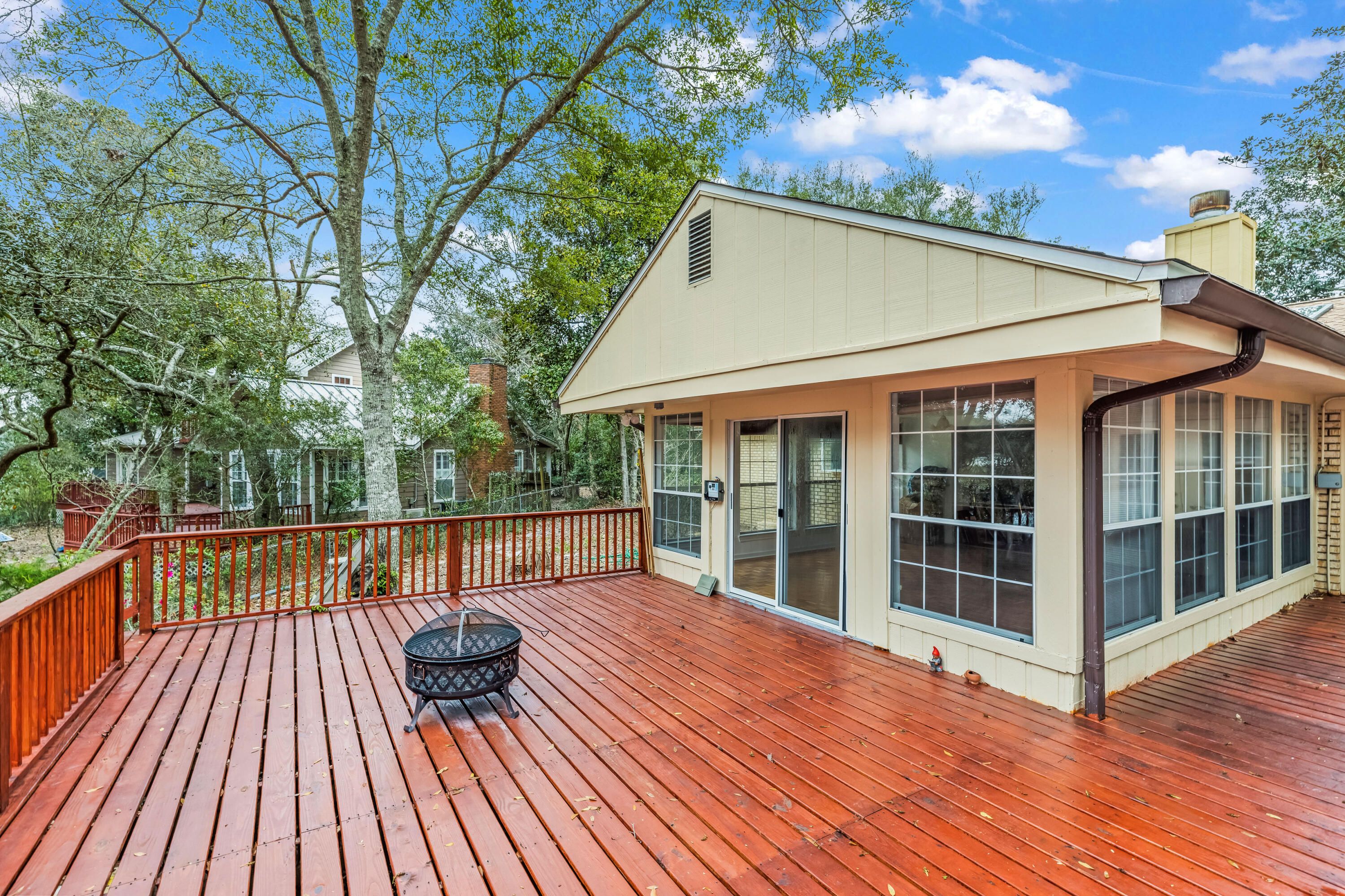 753 Whippoorwill Circle