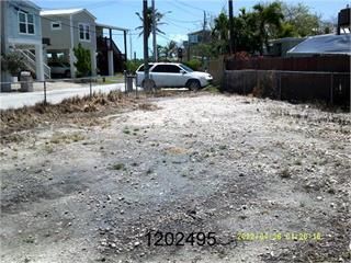 12 Del Mar Boulevard