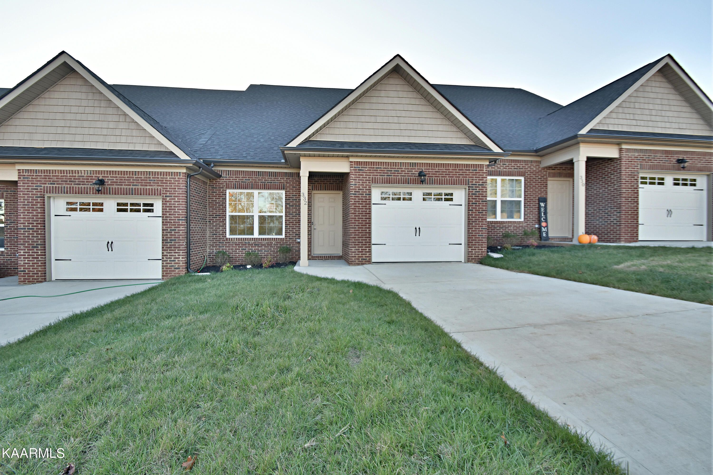 496 Jacksonian Way