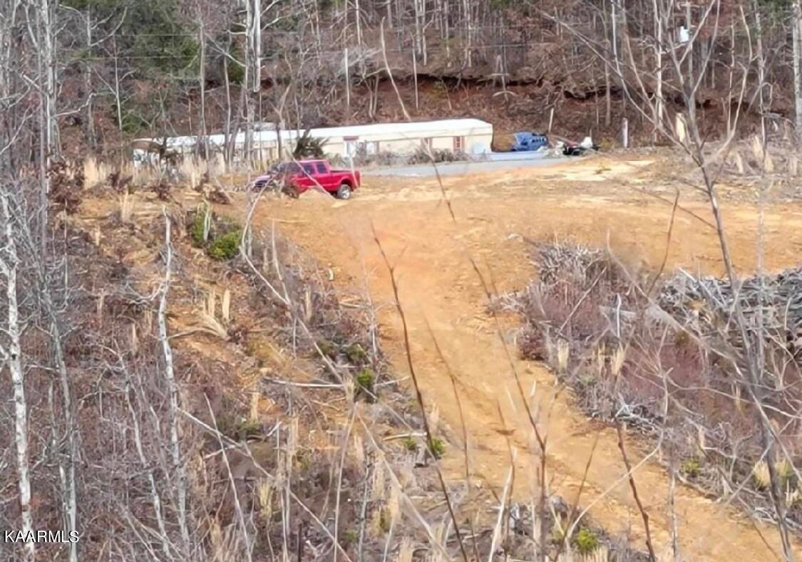 Loftis Hill Rd