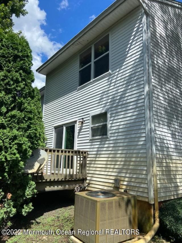 14 Waterview Drive