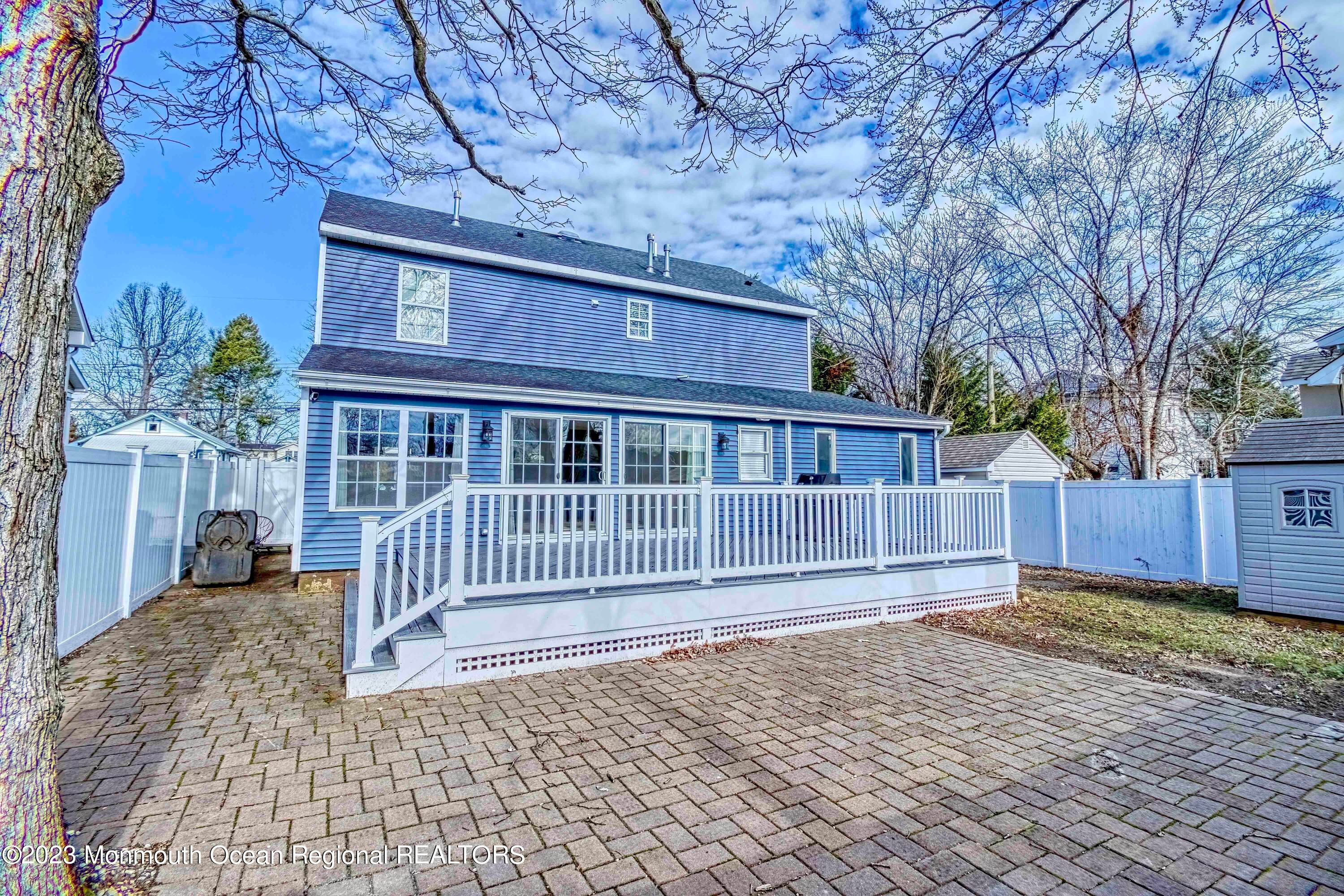1003 Glenn Street