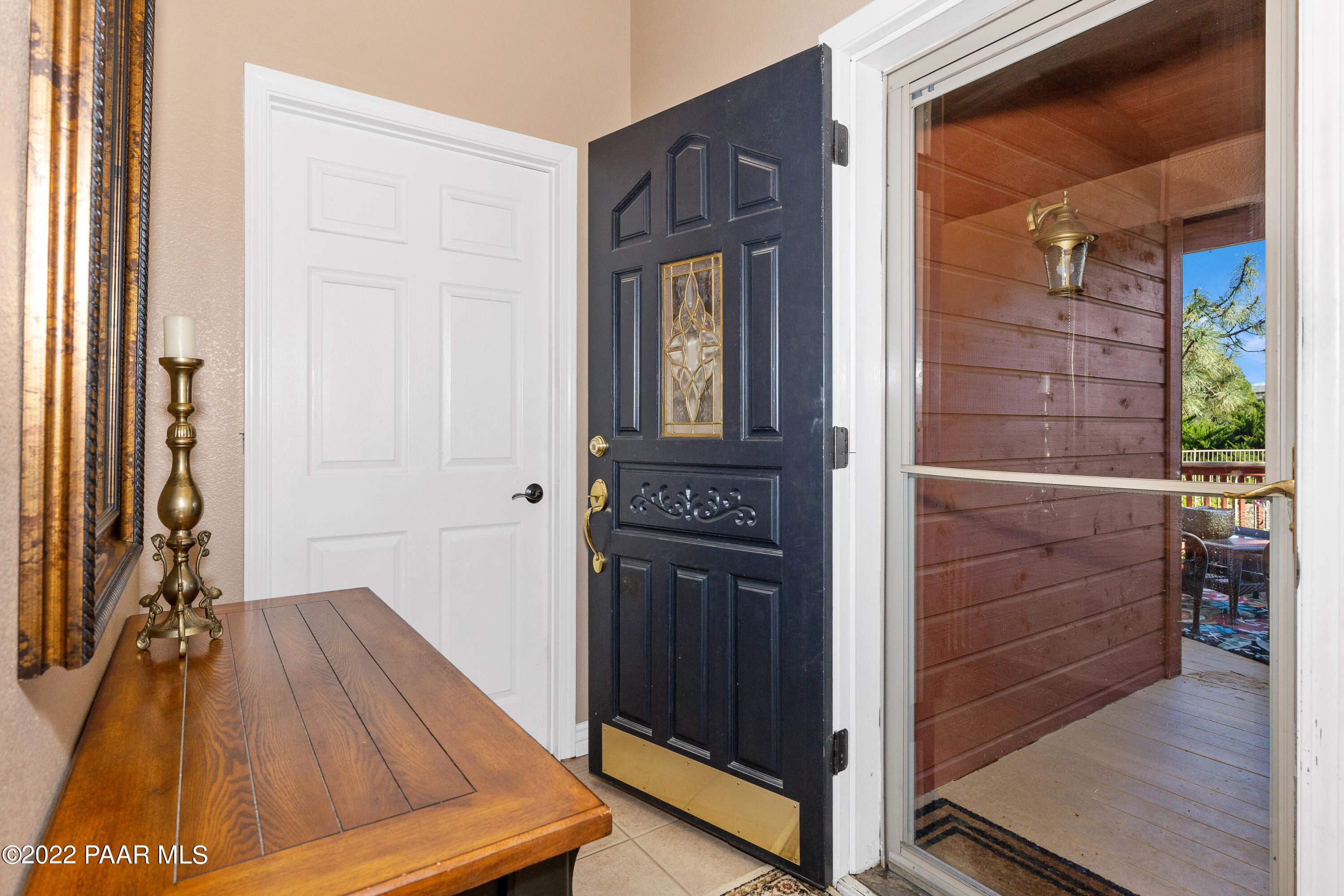 1706 Thunderbird Circle