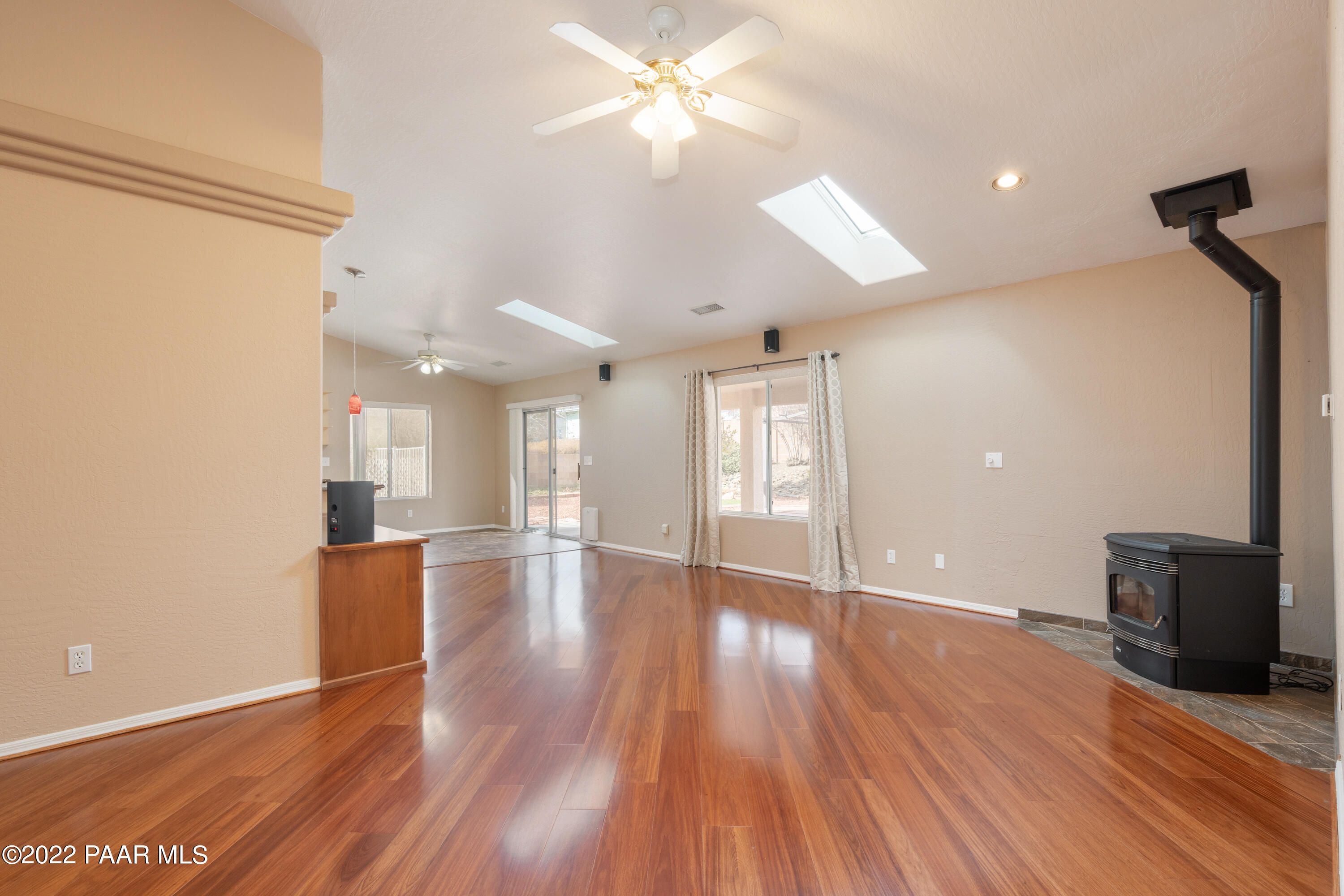 10718 Manzanita Trail