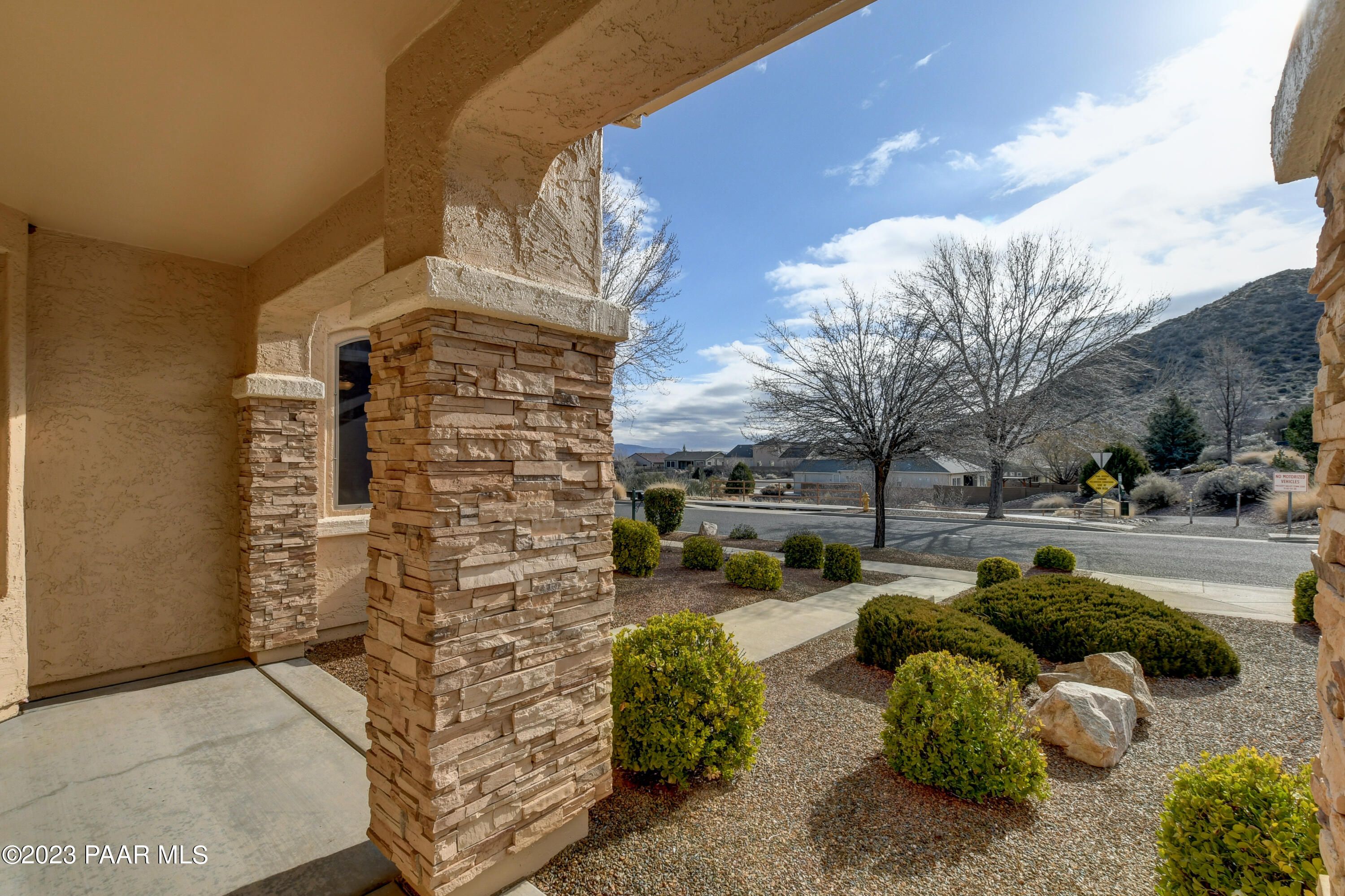 1268 Goose Flat Way