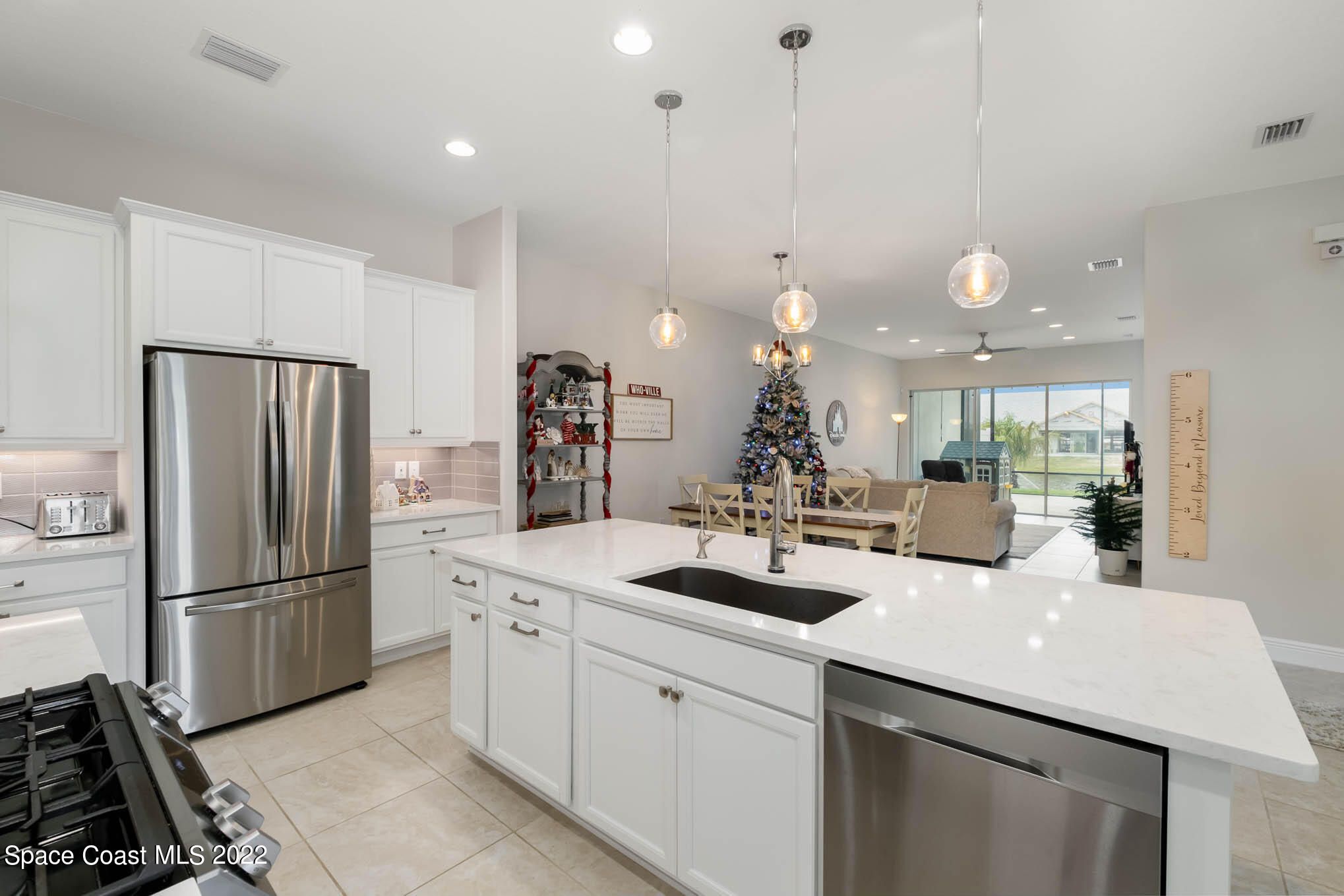 8122 Tethys Court