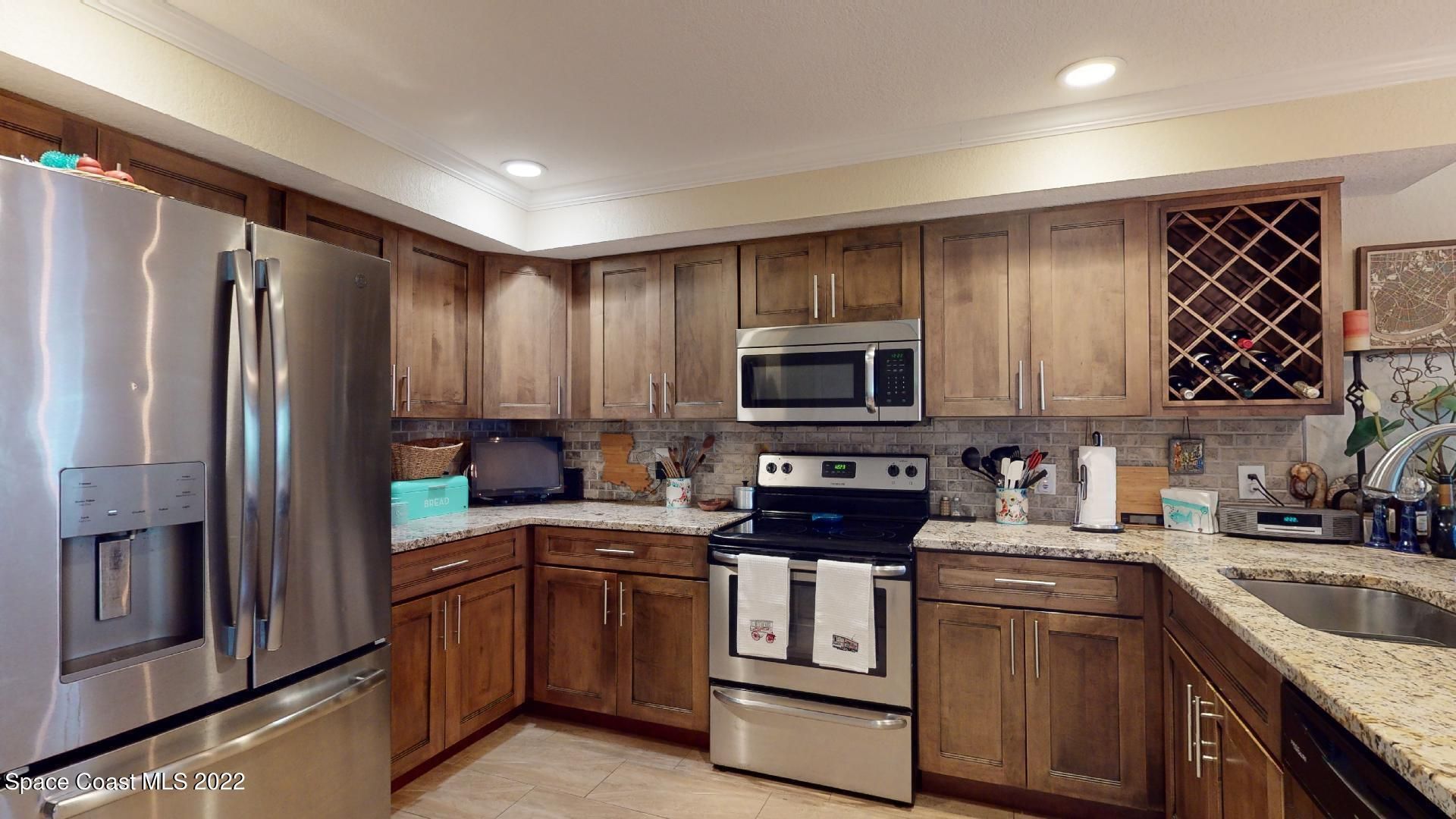 8713 Hibiscus Court
