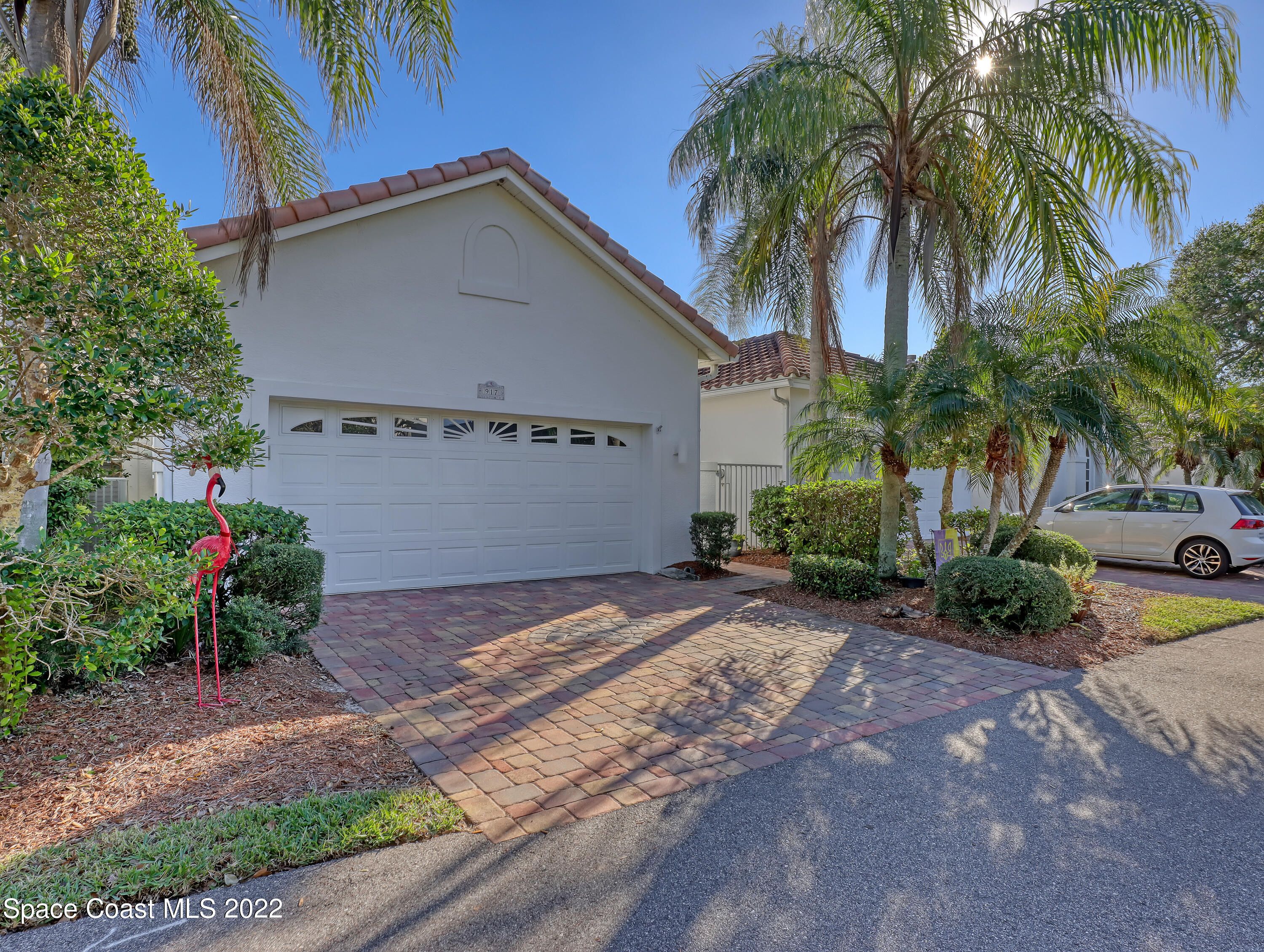 917 Aquarina Boulevard