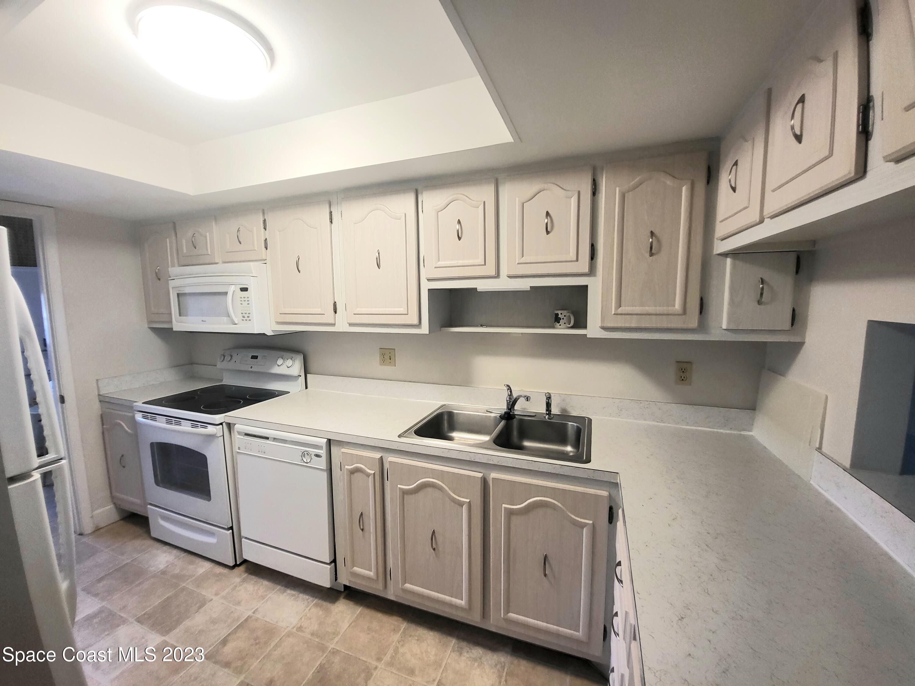 1025 Rockledge Drive