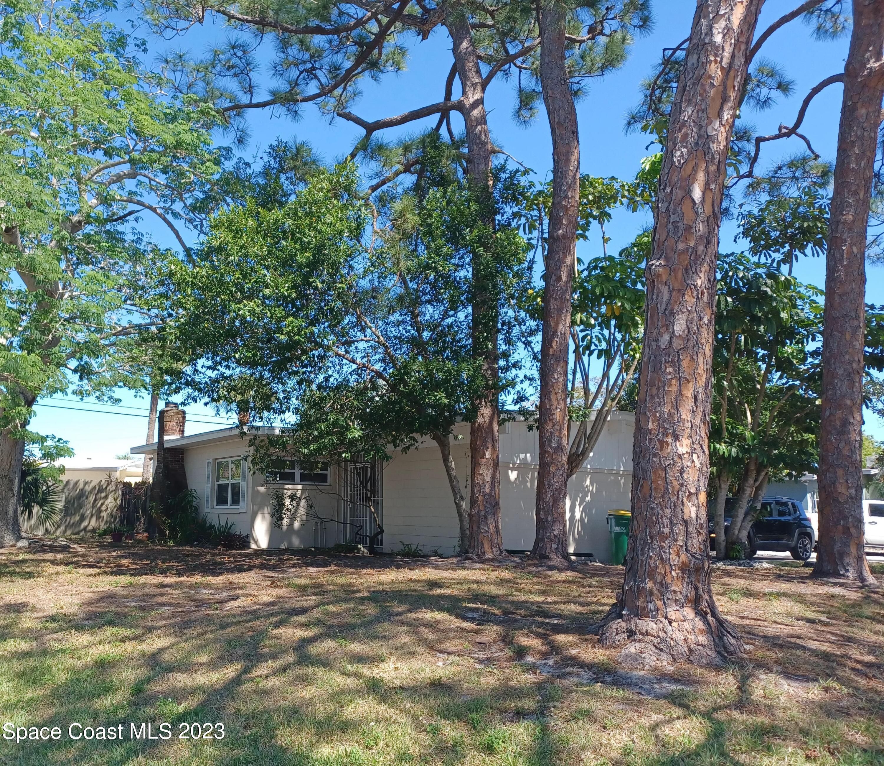 1052 Myrtle Lane