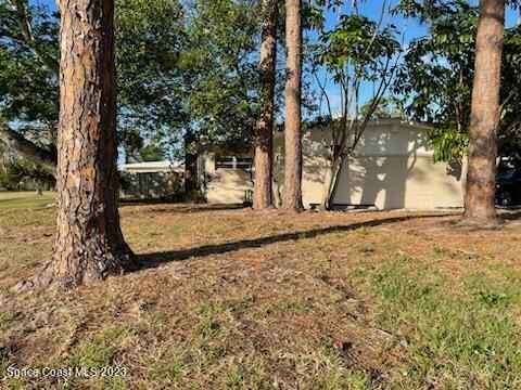 1052 Myrtle Lane