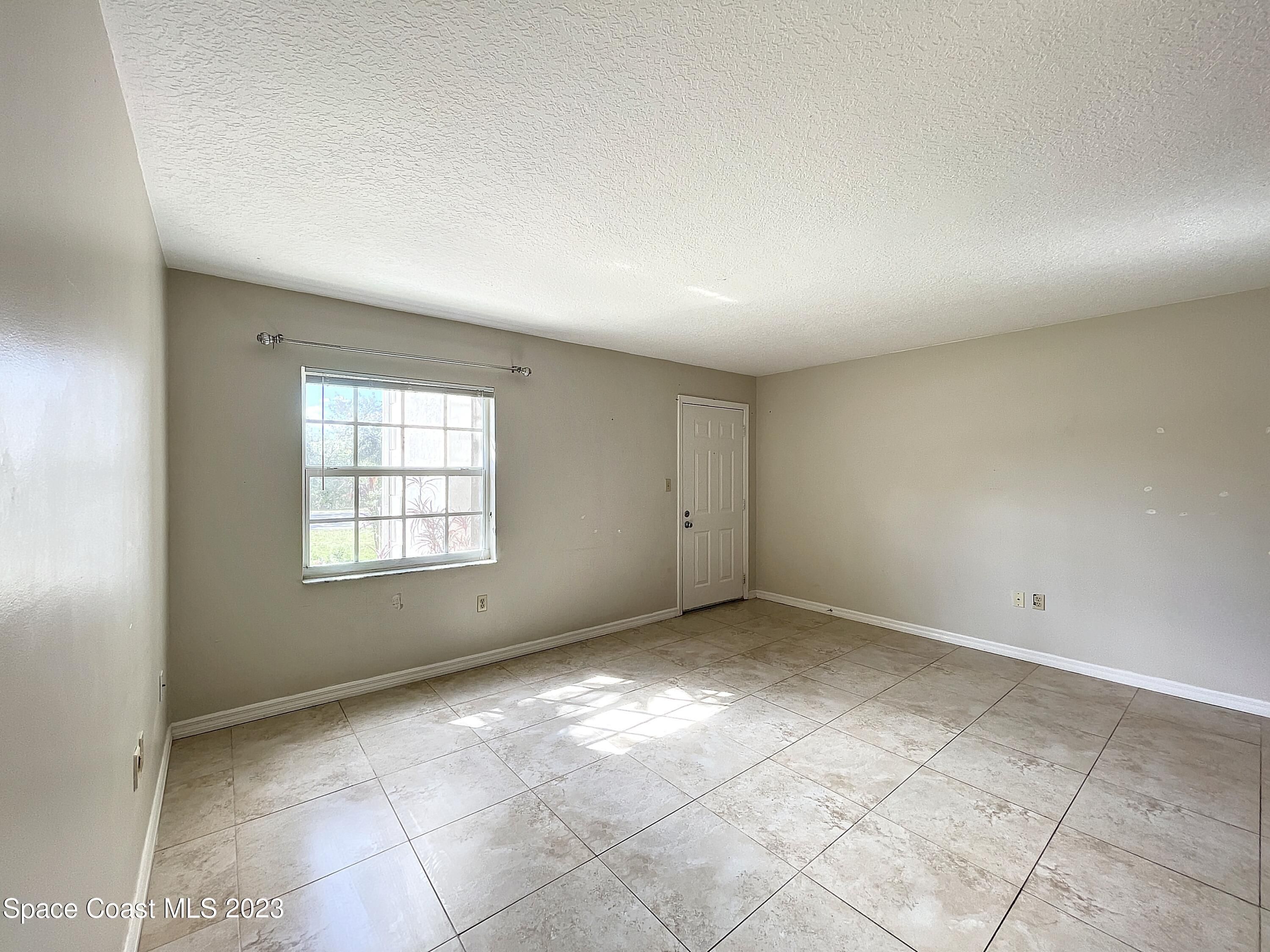 4133 Cedar Creek Circle