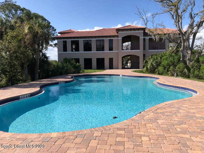 715 Pilot Lane