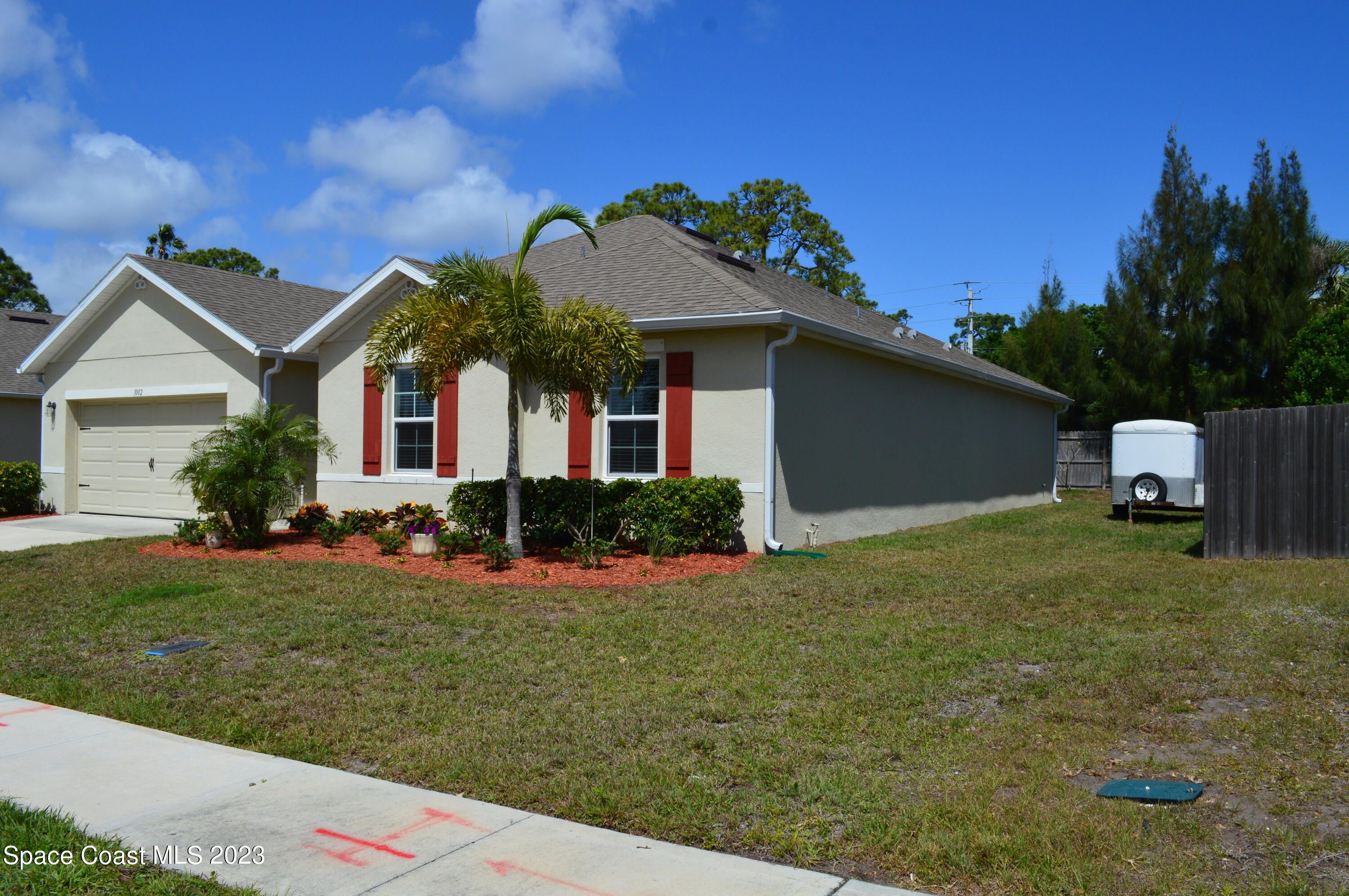 1002 Fairway Lane