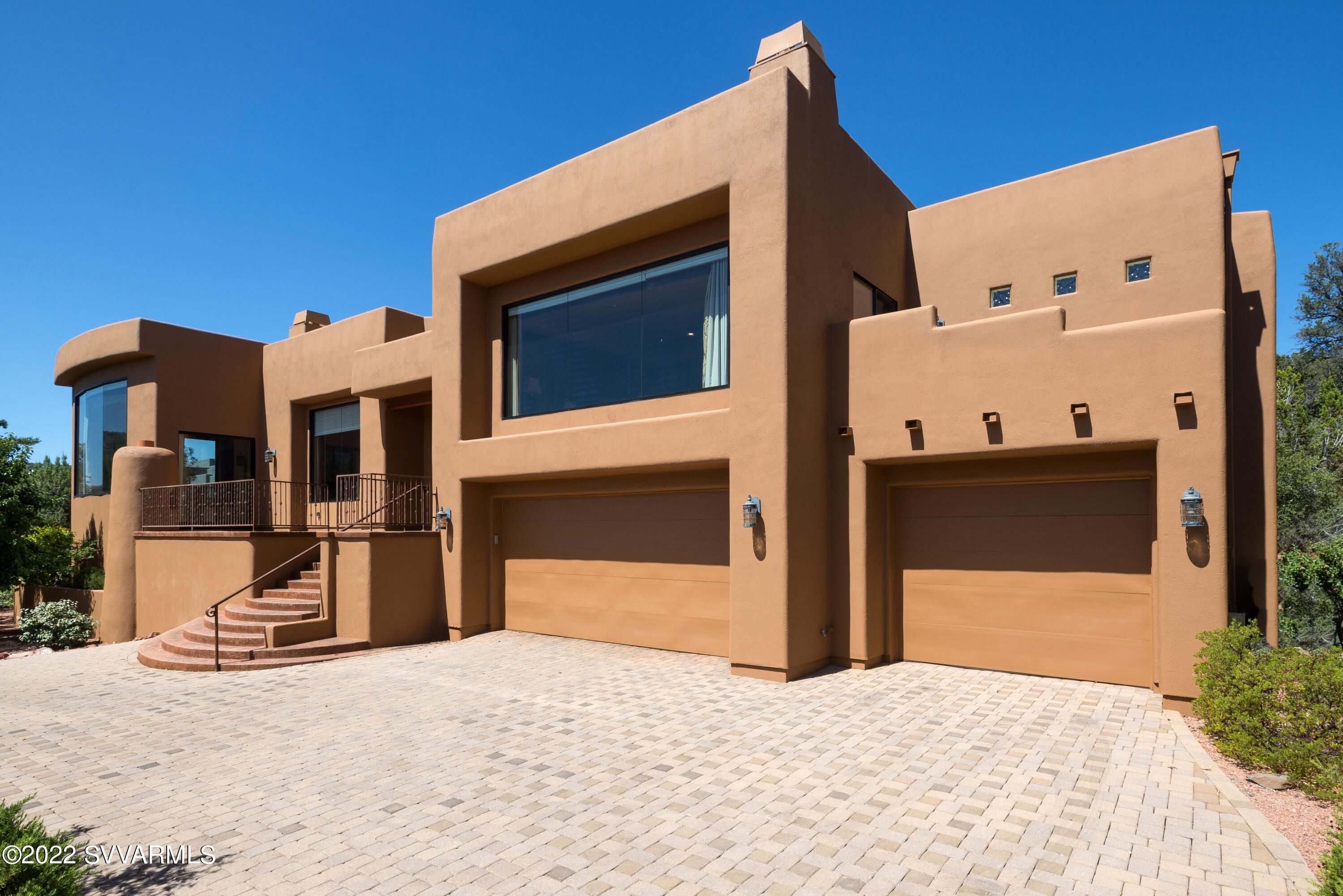 207 Calle Diamante