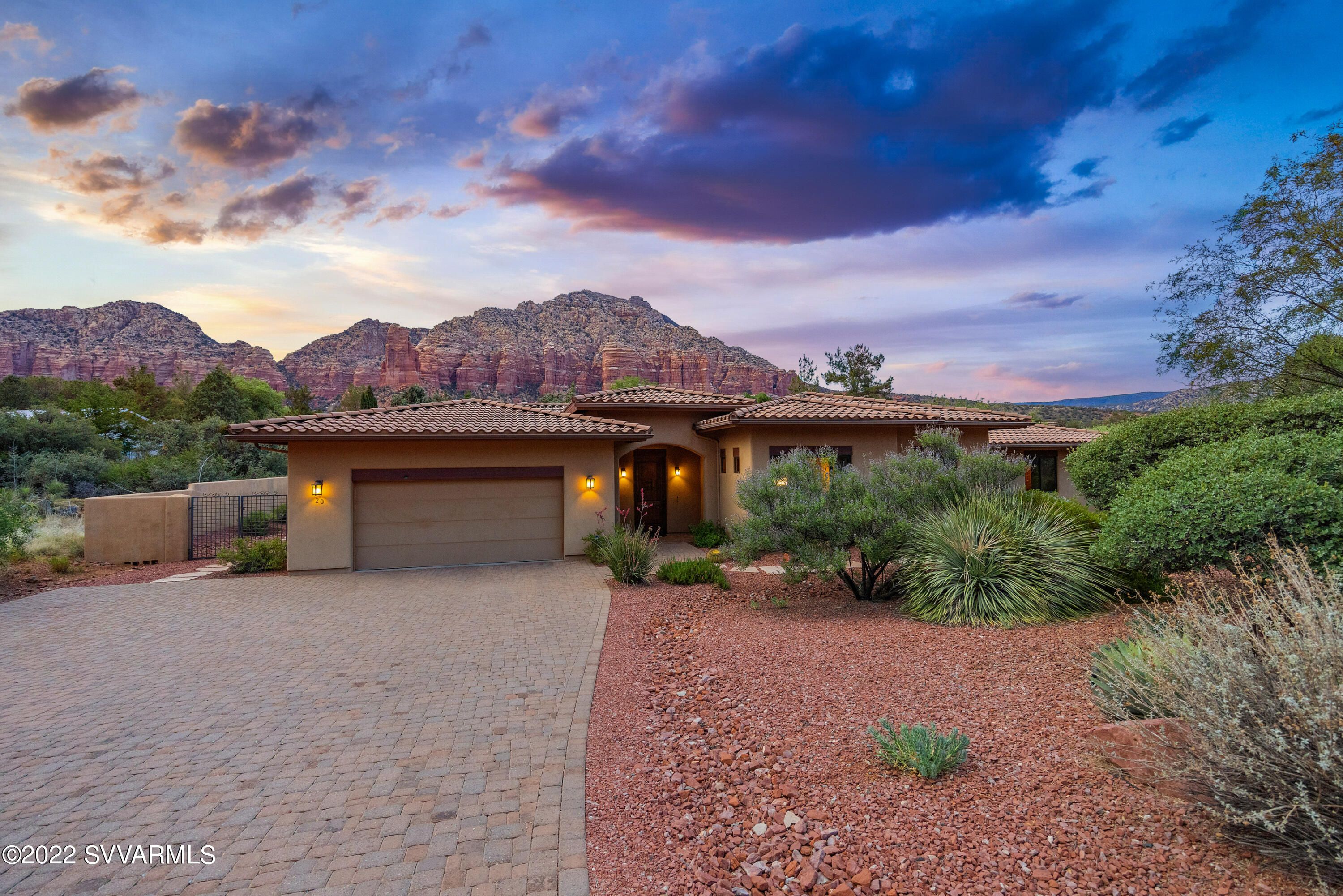 20 Gray Fox Drive