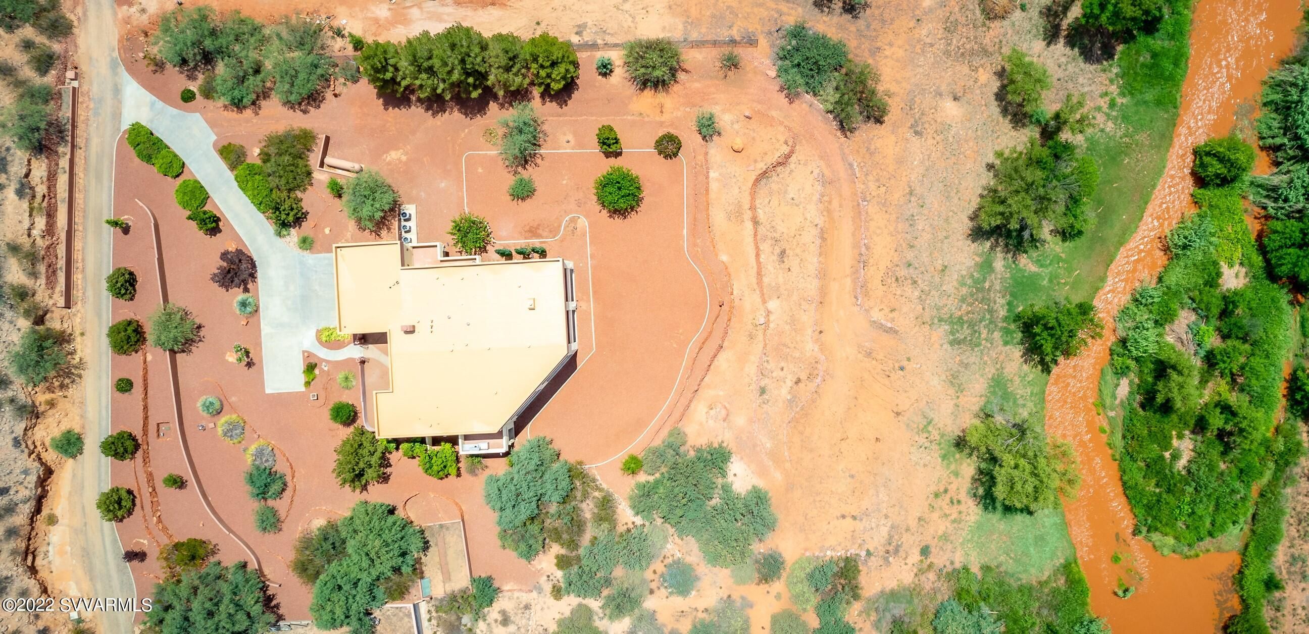 1820 Creekside Bend