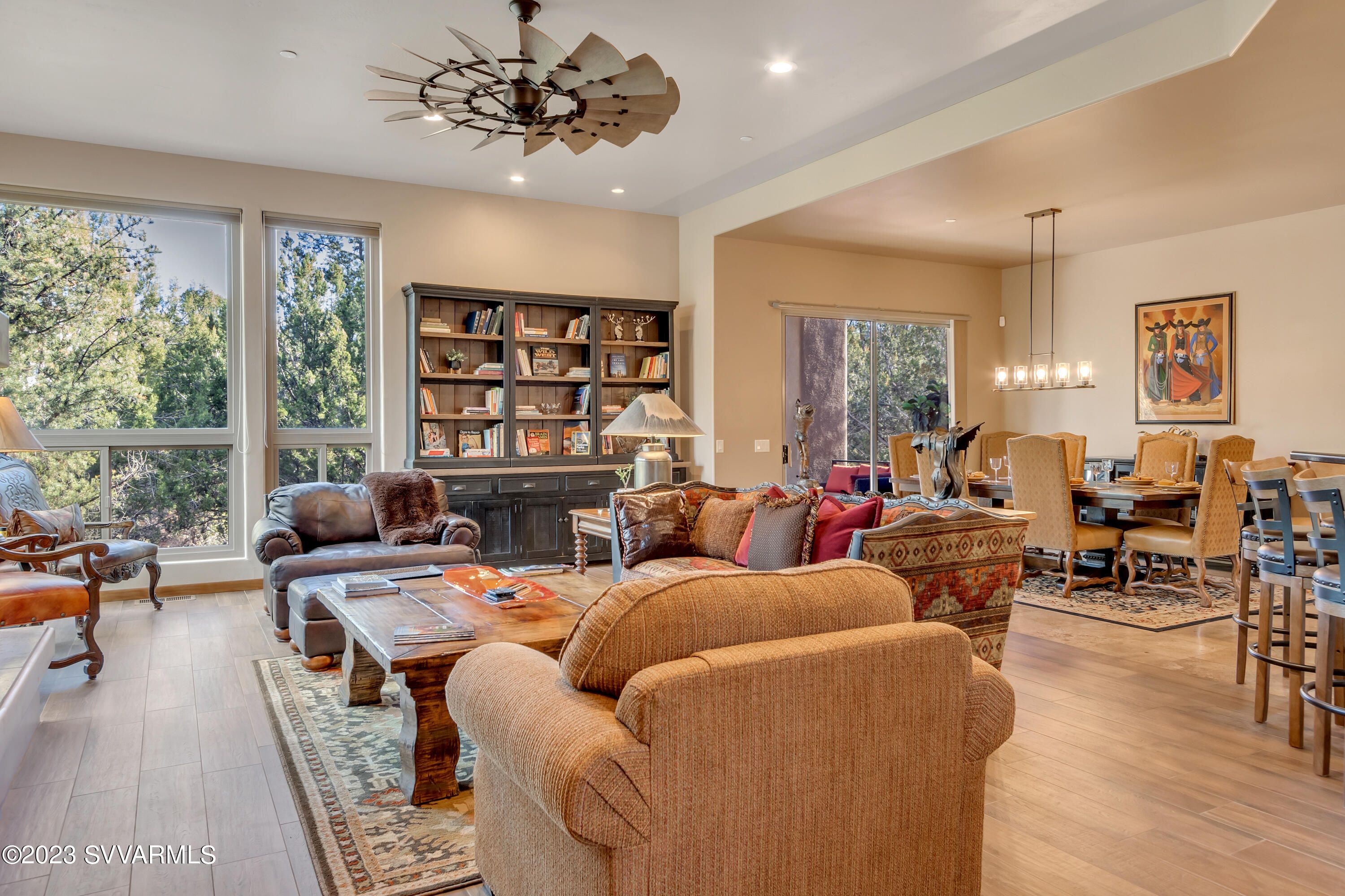 130 Fox Trail Loop