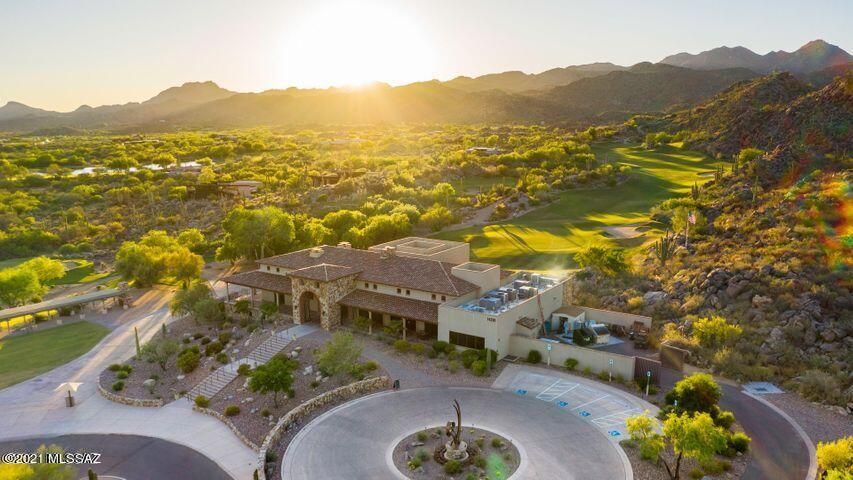 1429 W Tortolita Mountain Circle