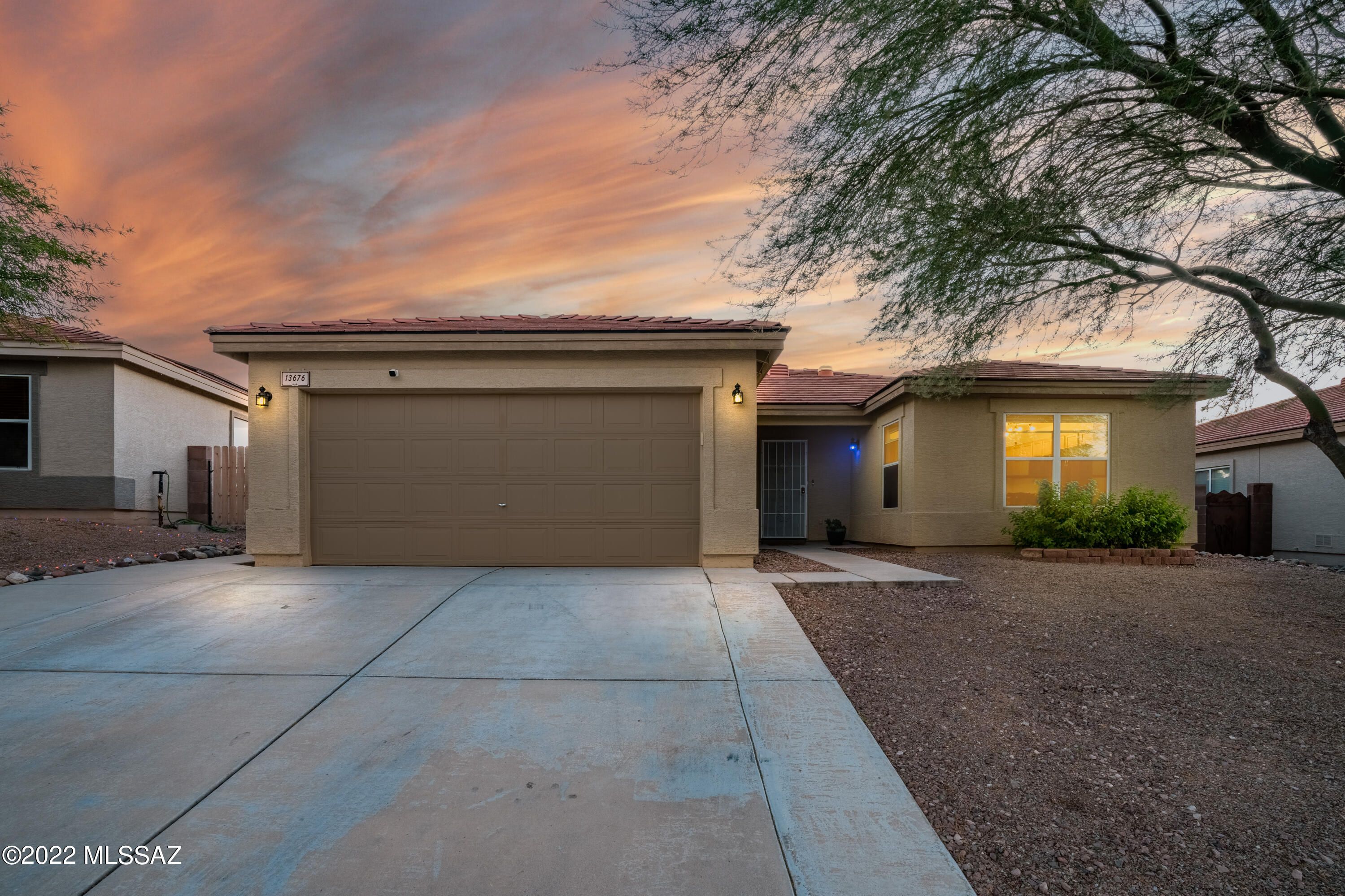 13676 E Diablo Creek Drive