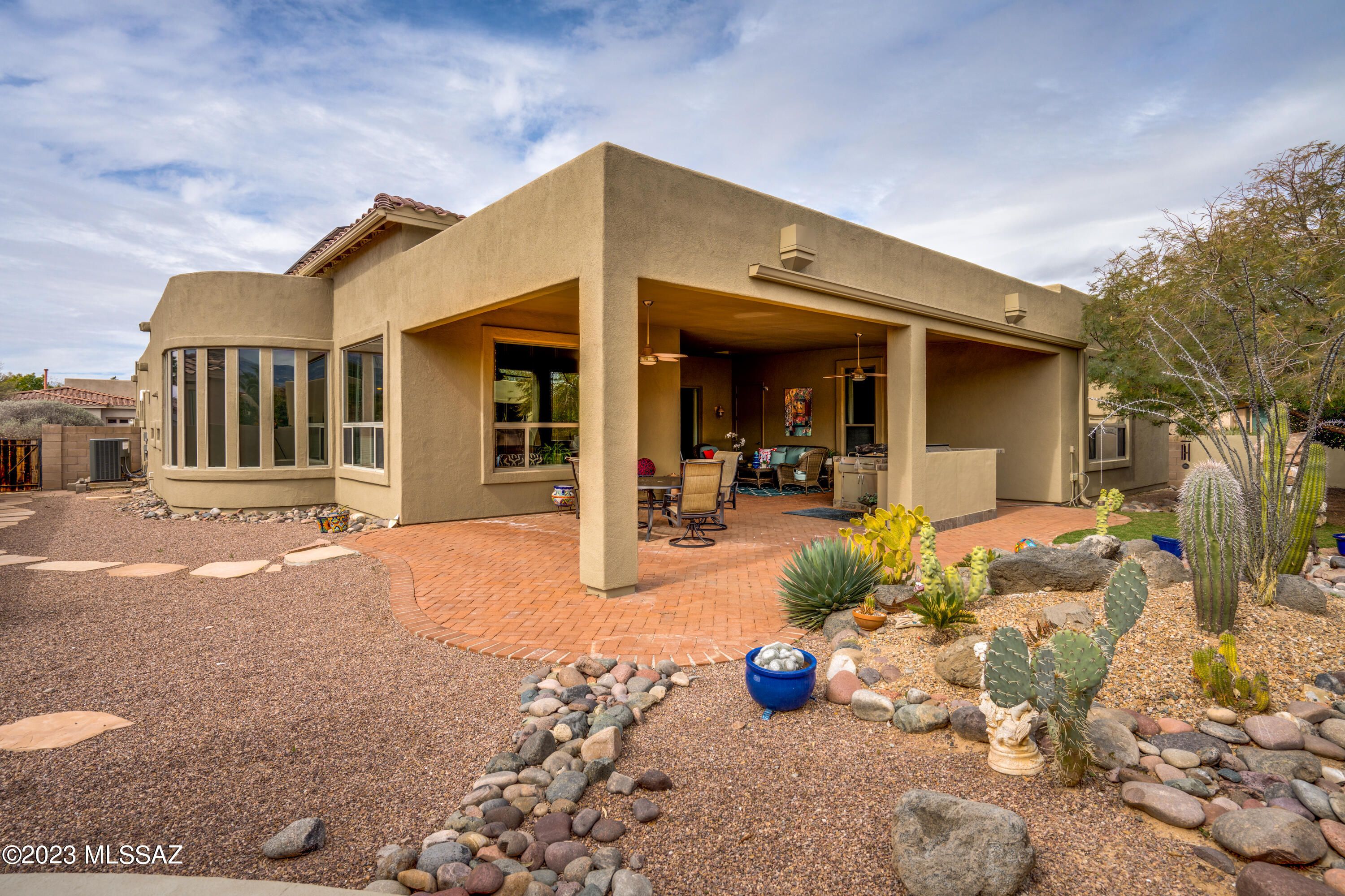 786 W Flagstick Drive