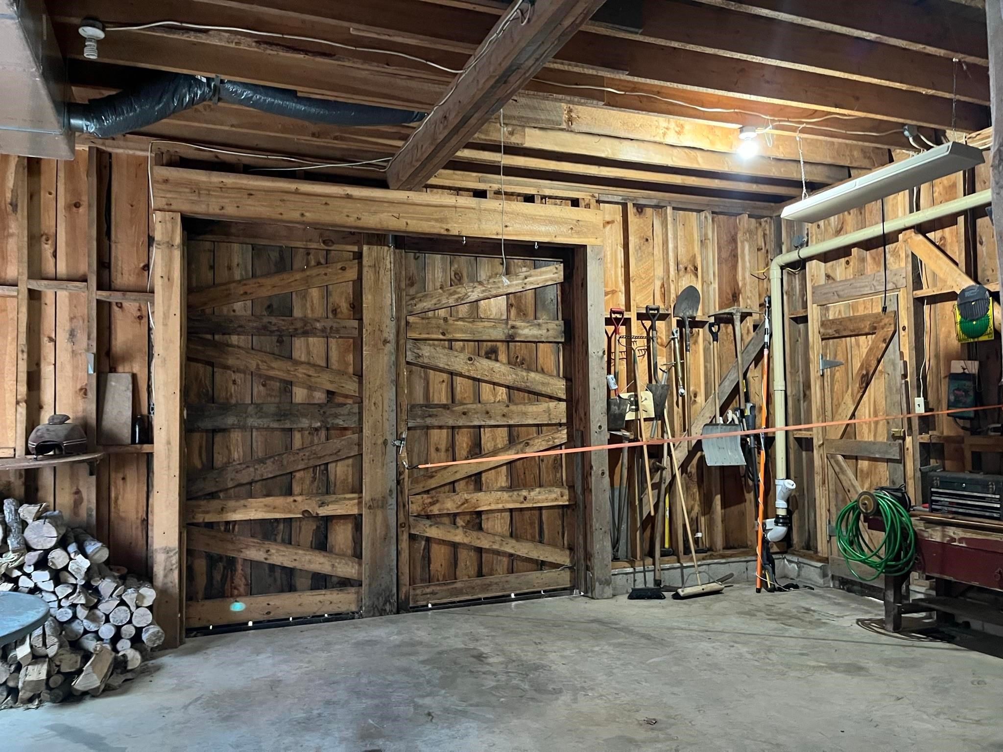 1219 Forest Road