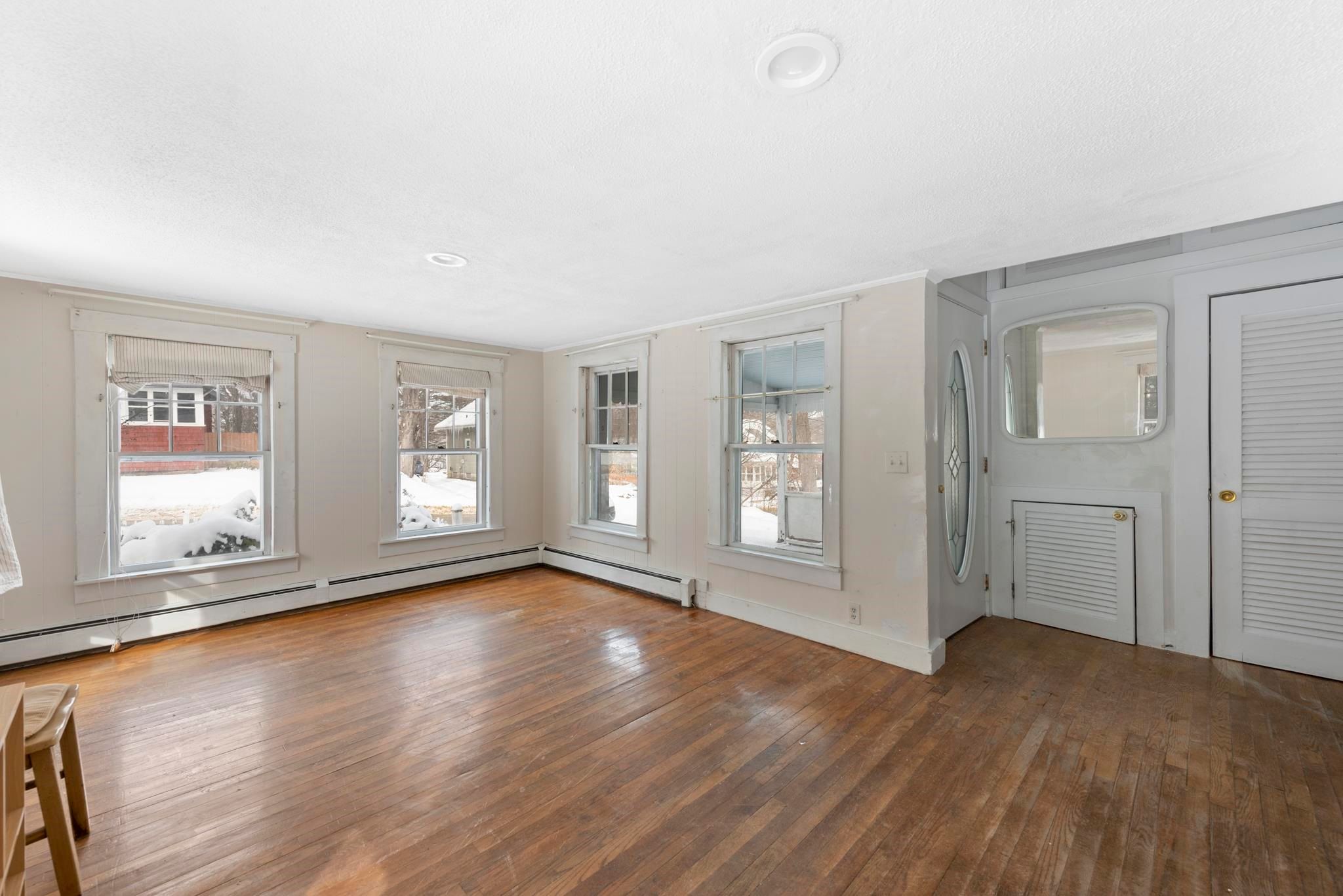 39 Pleasant Street