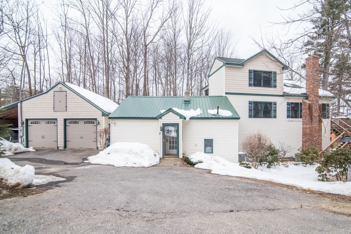 7 Acorn Drive