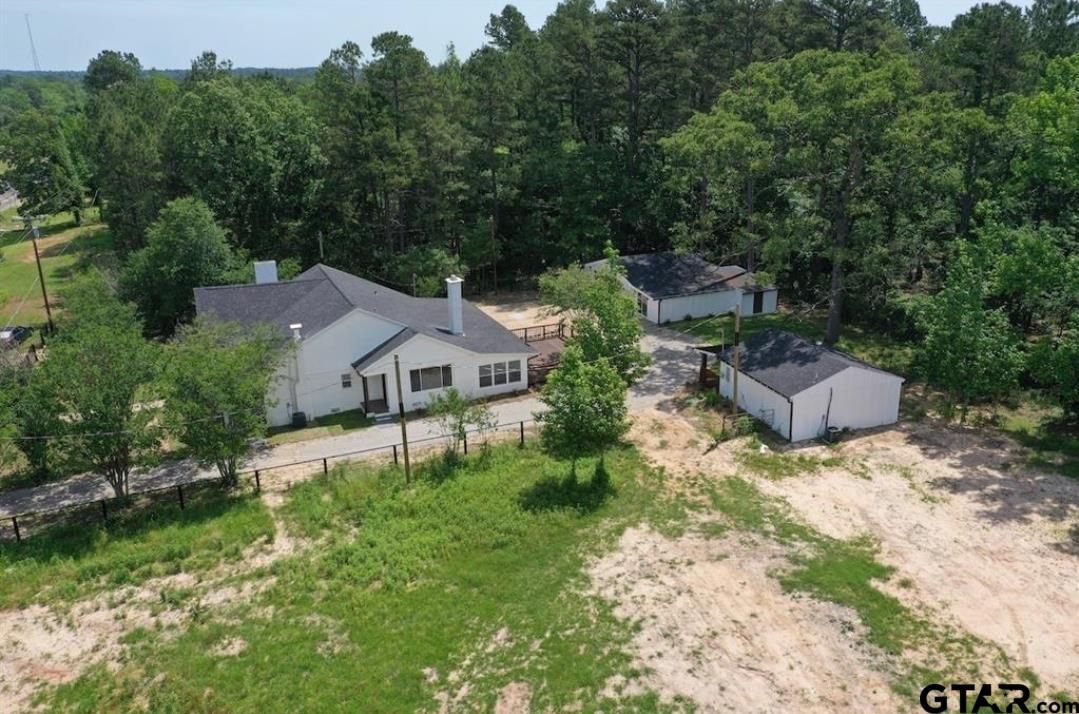 19762 HWY 271 (2 HOMES)