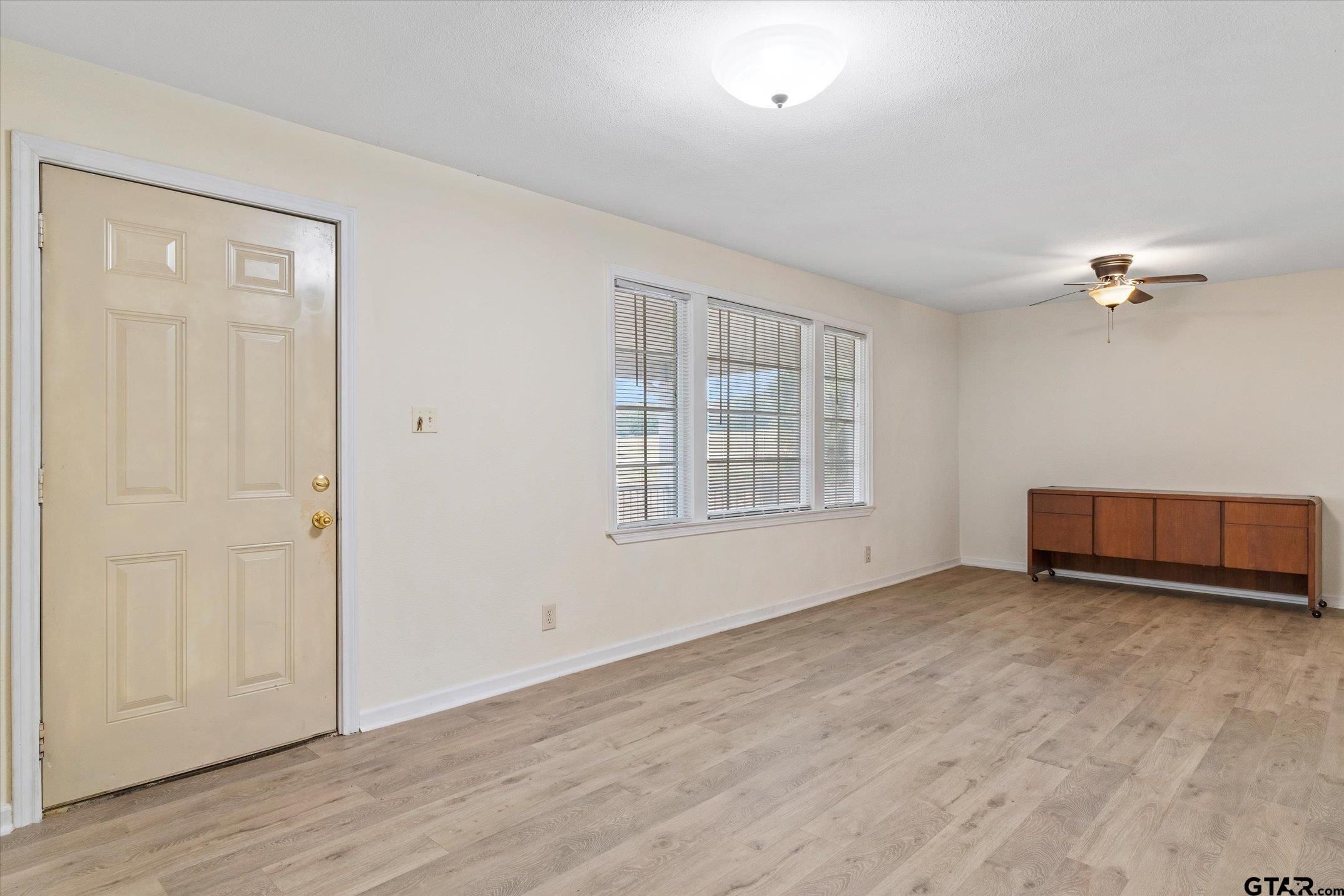 1640 VZ County Road 4707