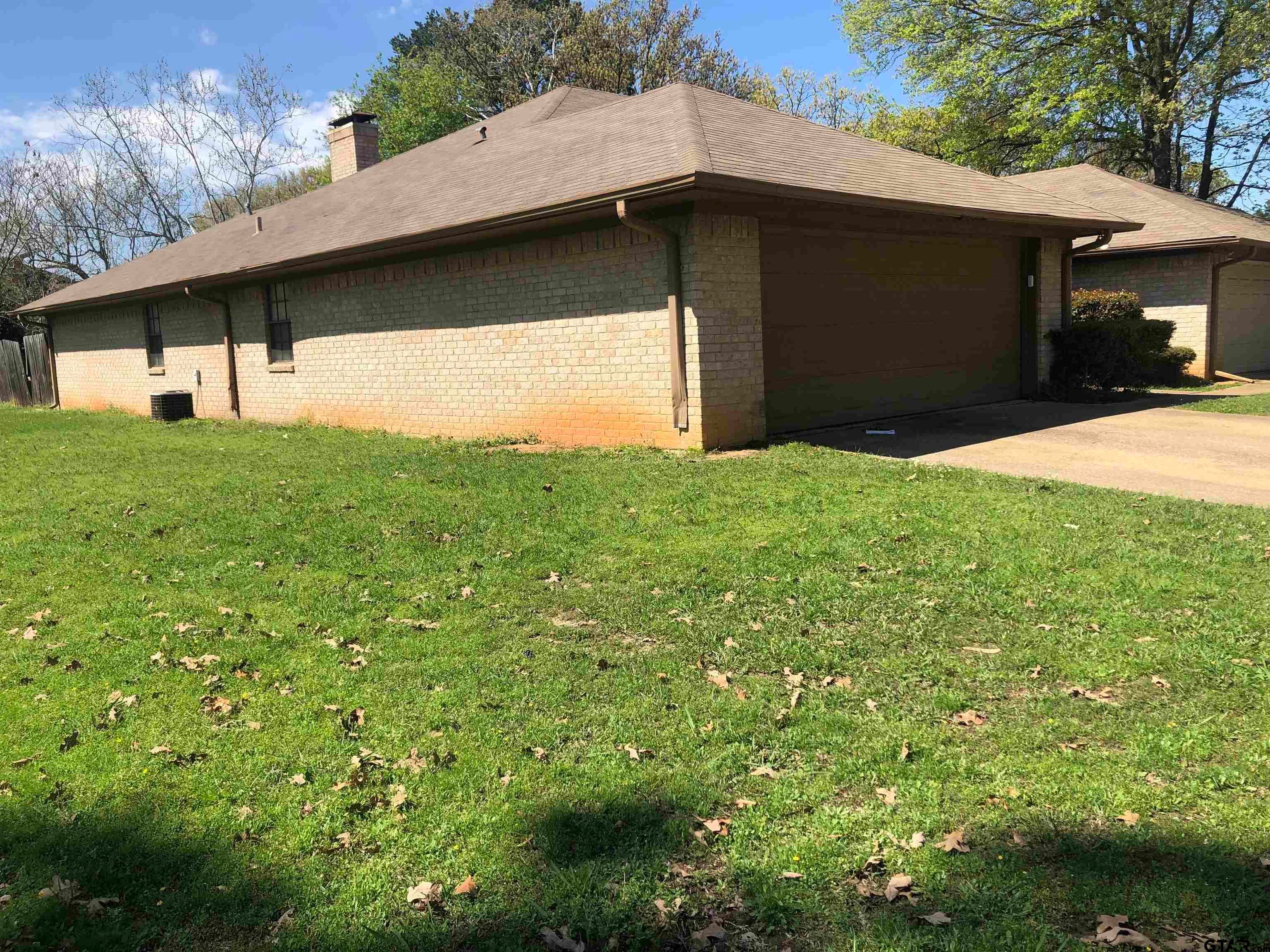 4309 & 4313 Aberdeen Dr