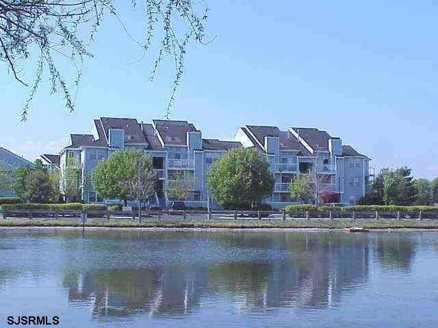 338 Heathercroft