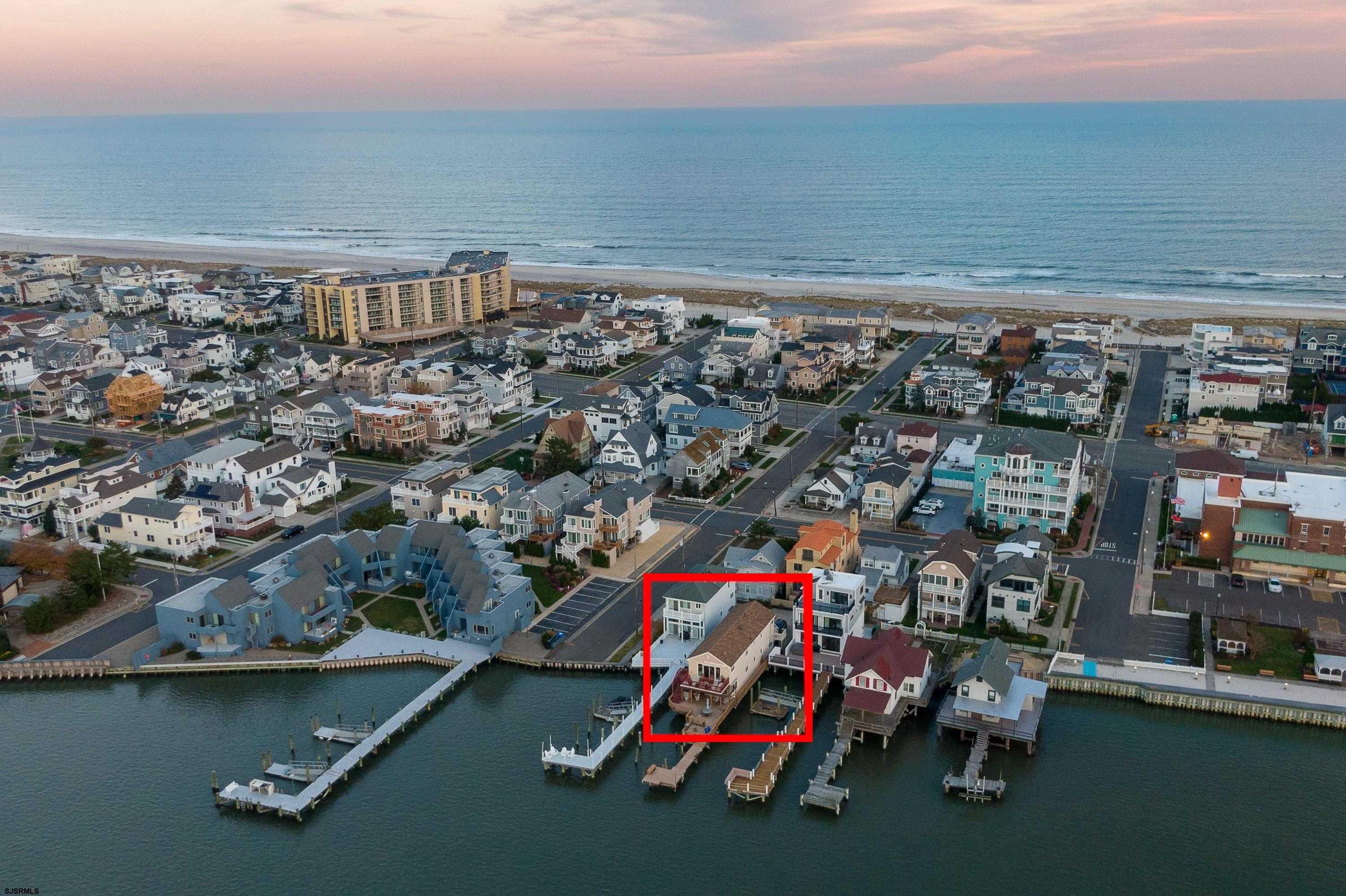 2407 Oberon Bayfront, B
