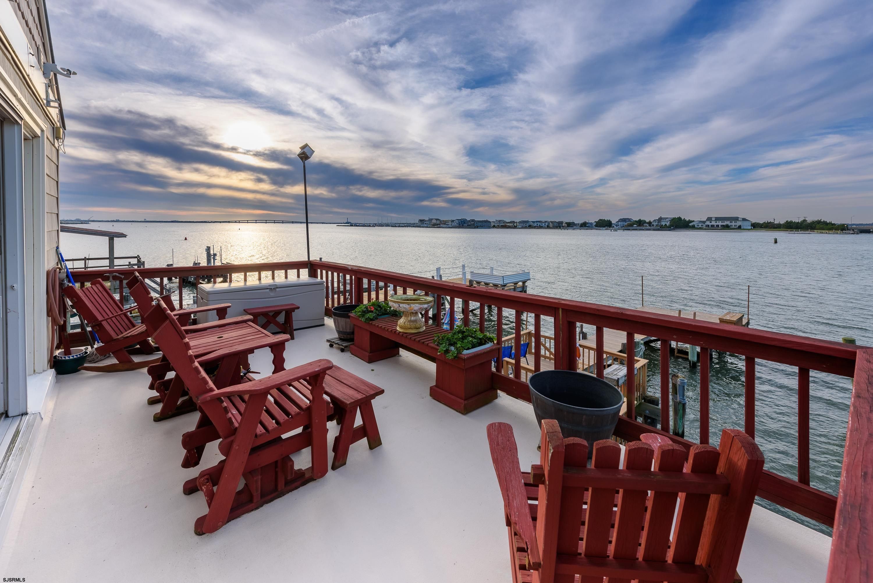 2407 Oberon Bayfront, B
