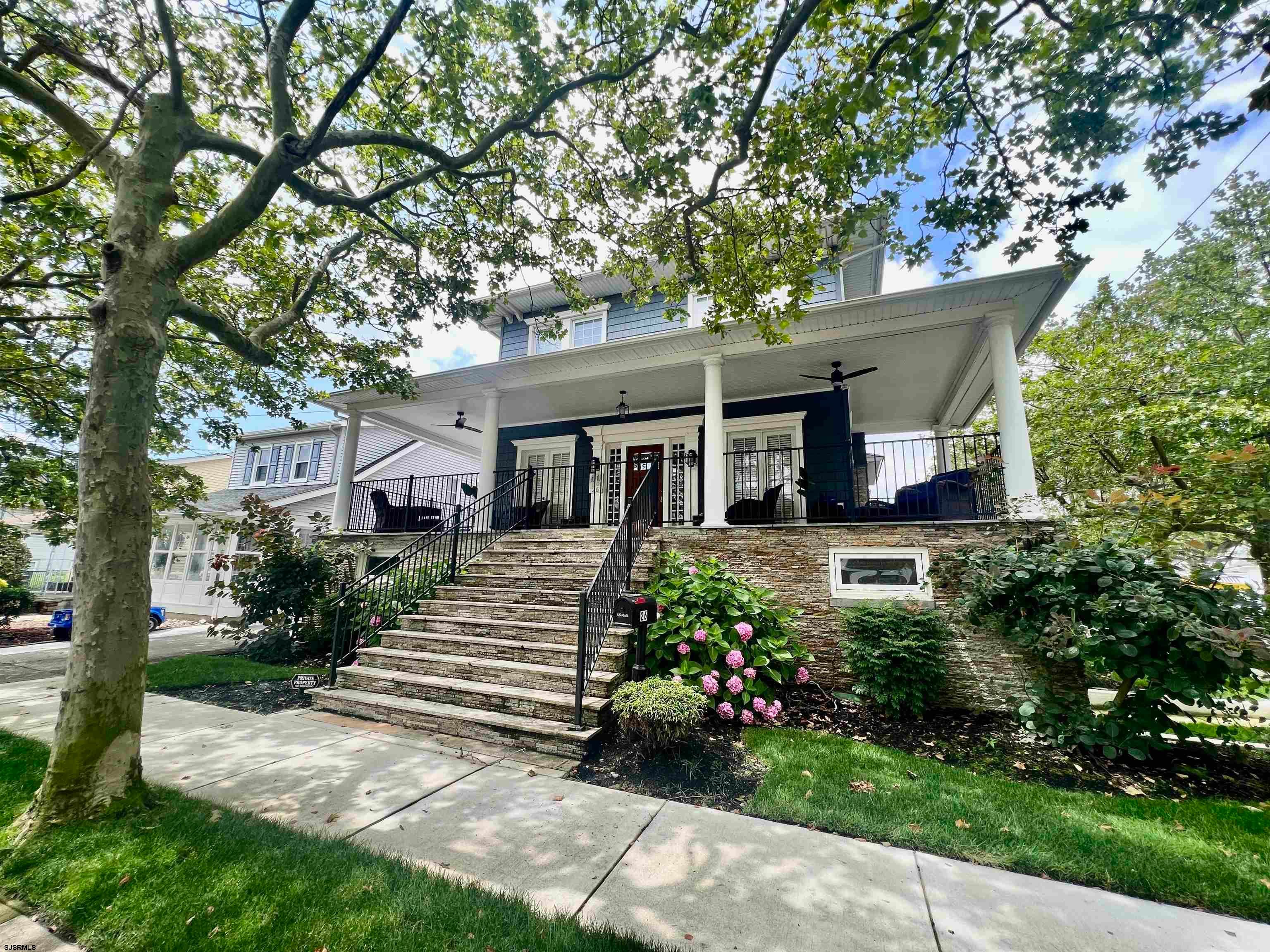 26 N Richards Ave