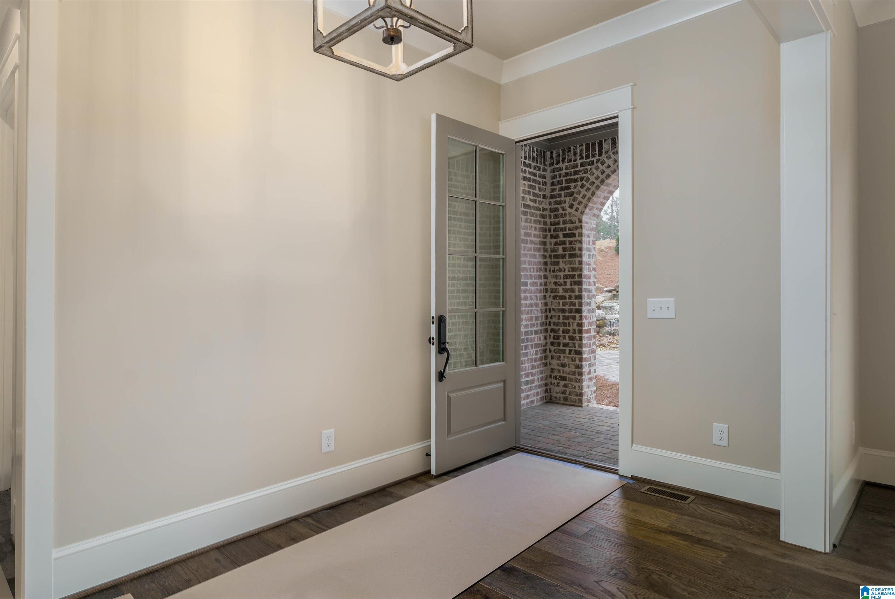 783 HEATHERWOOD DRIVE