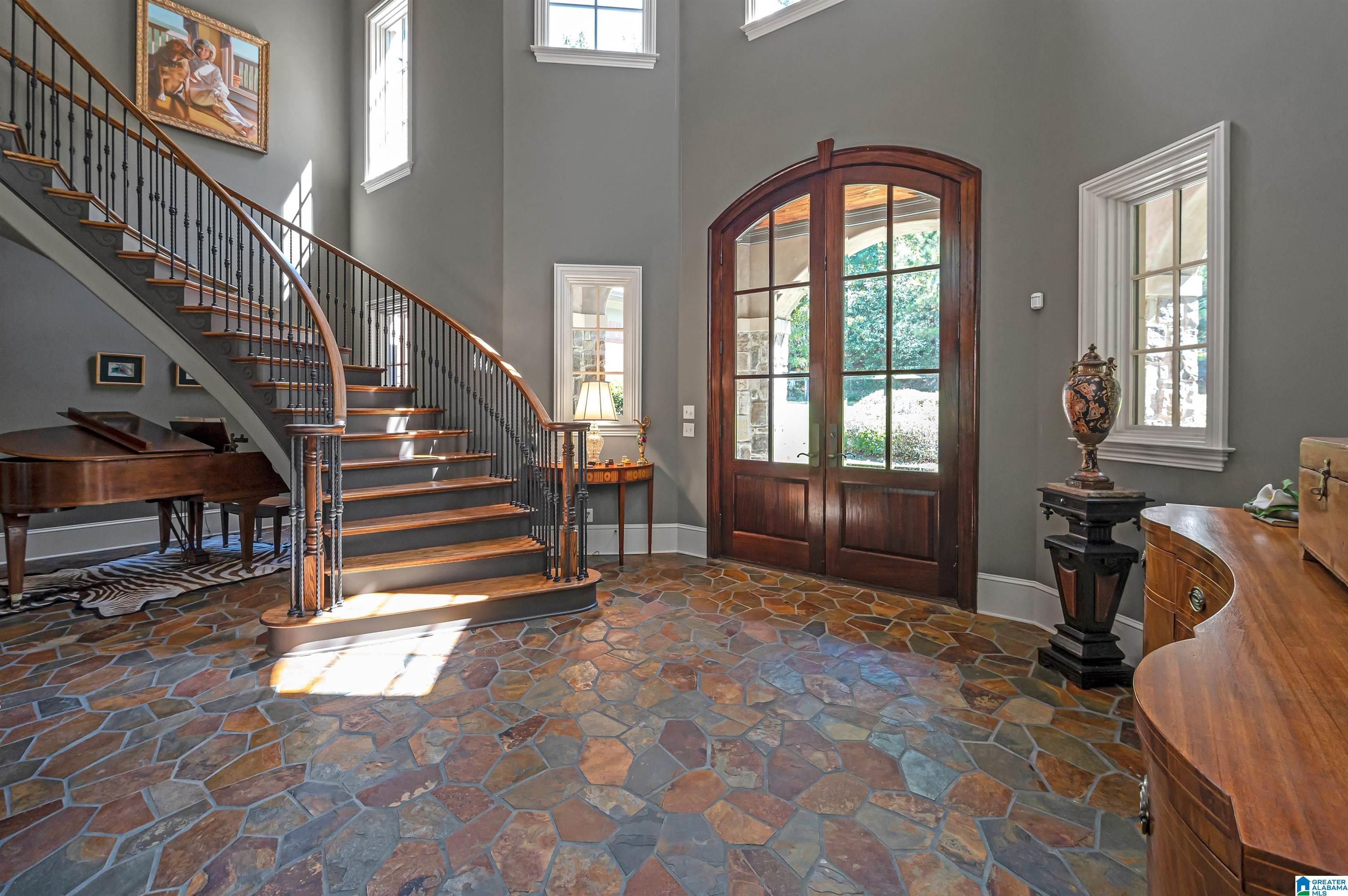 1421 WOODRIDGE COVE