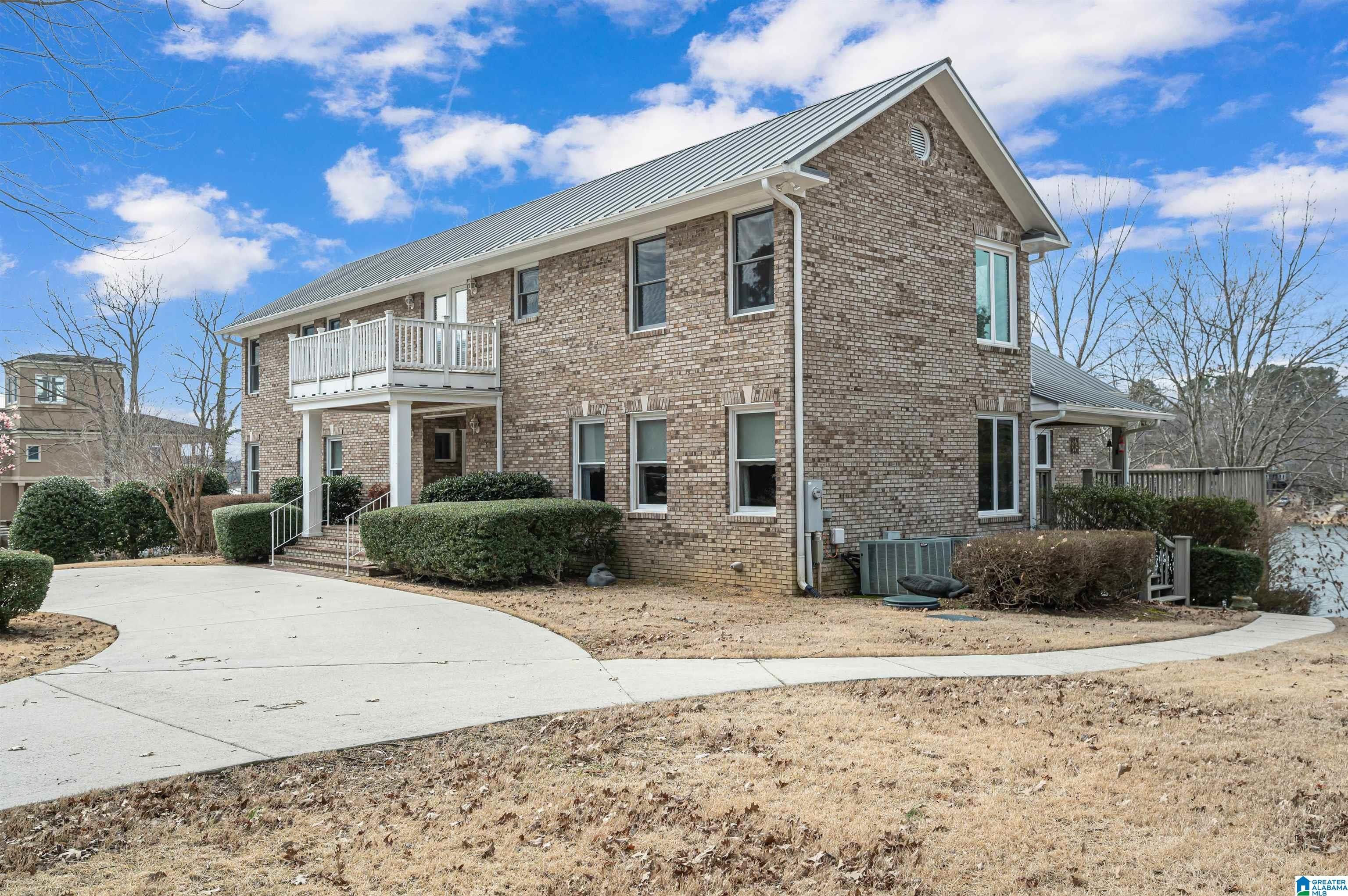 584 COUNTY ROAD 249