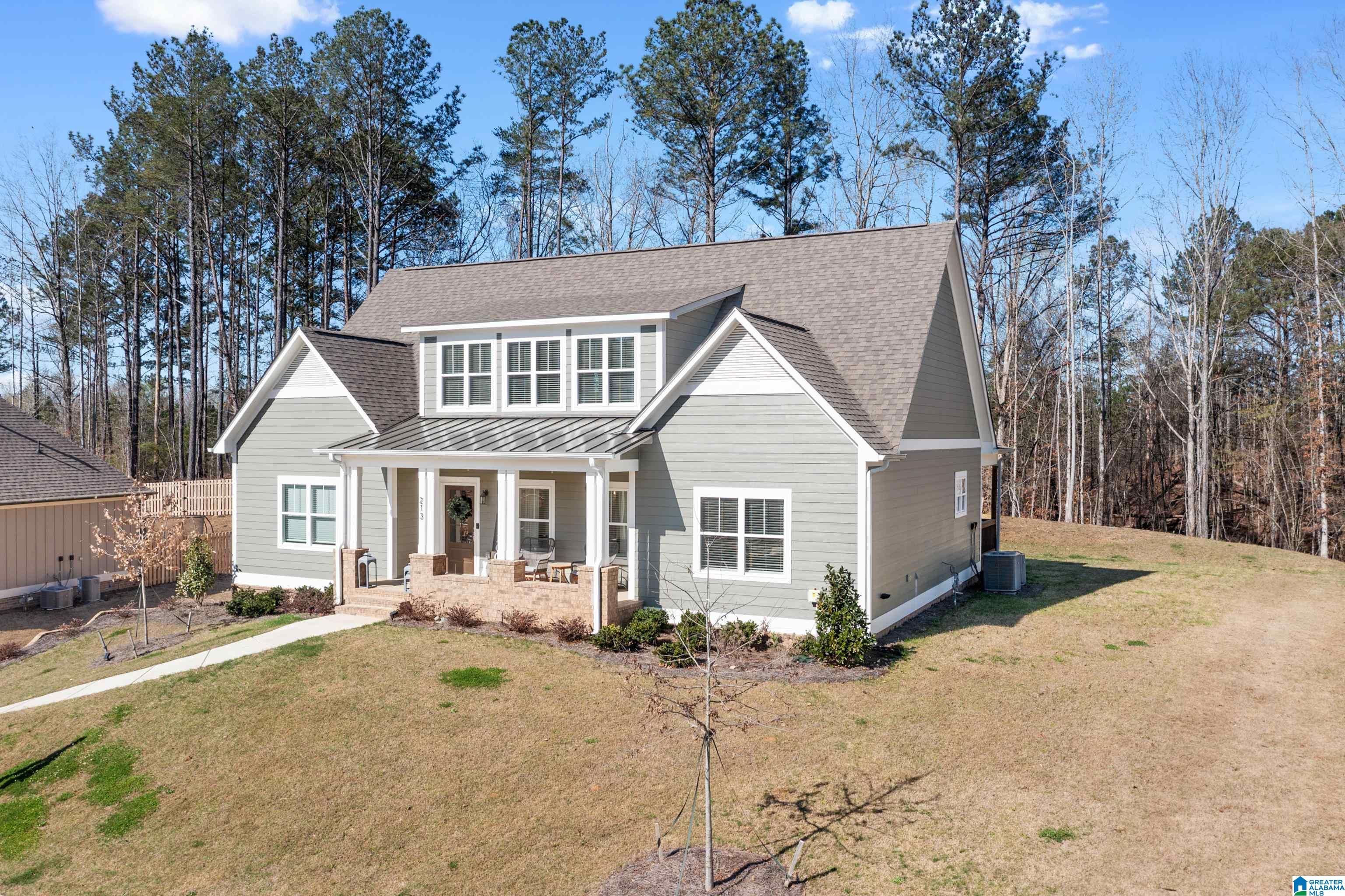 213 HENLEY WAY