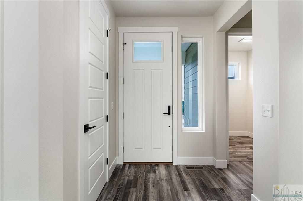2435 W Bonito Loop